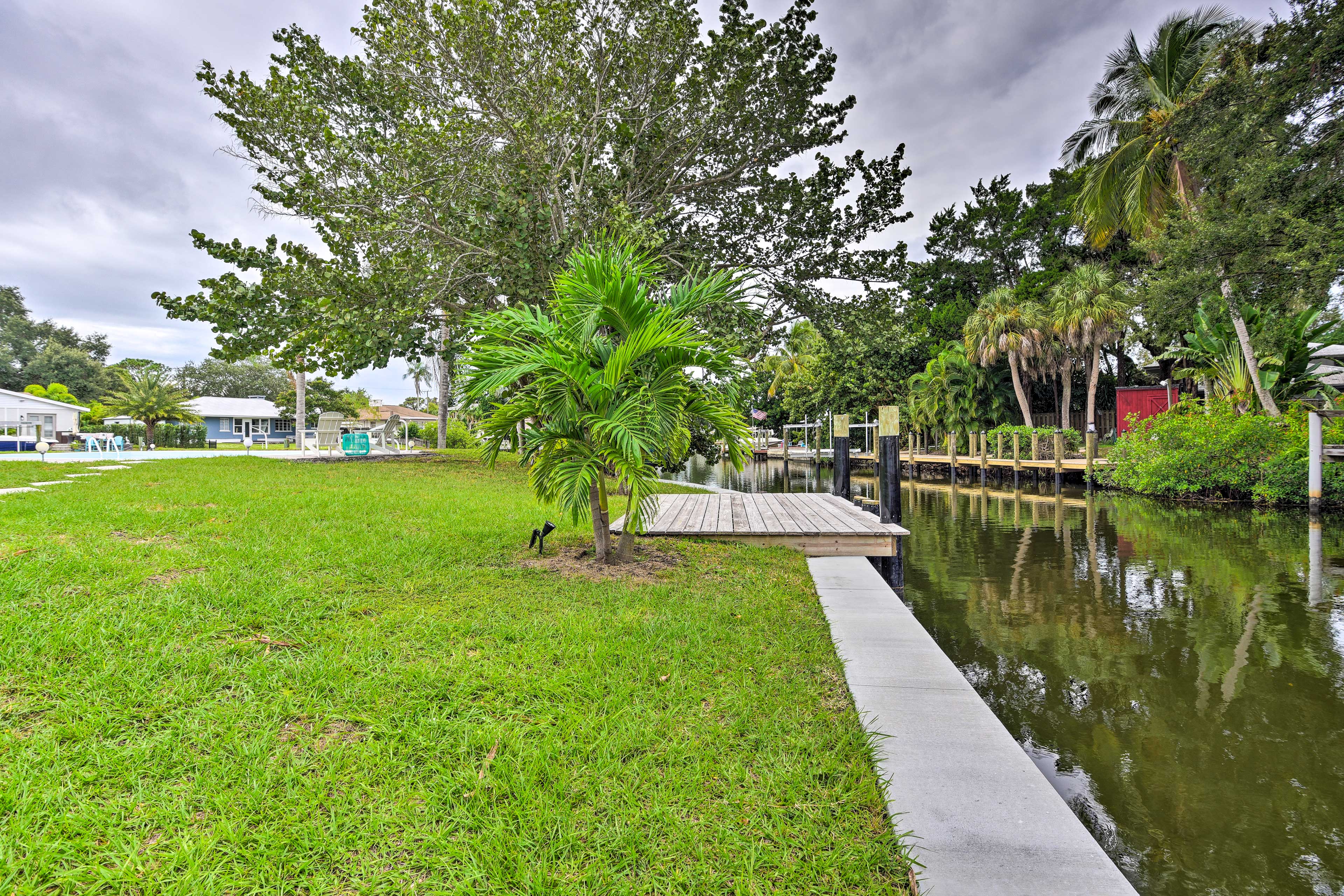 Fishing Dock | Bridge Clearance Required