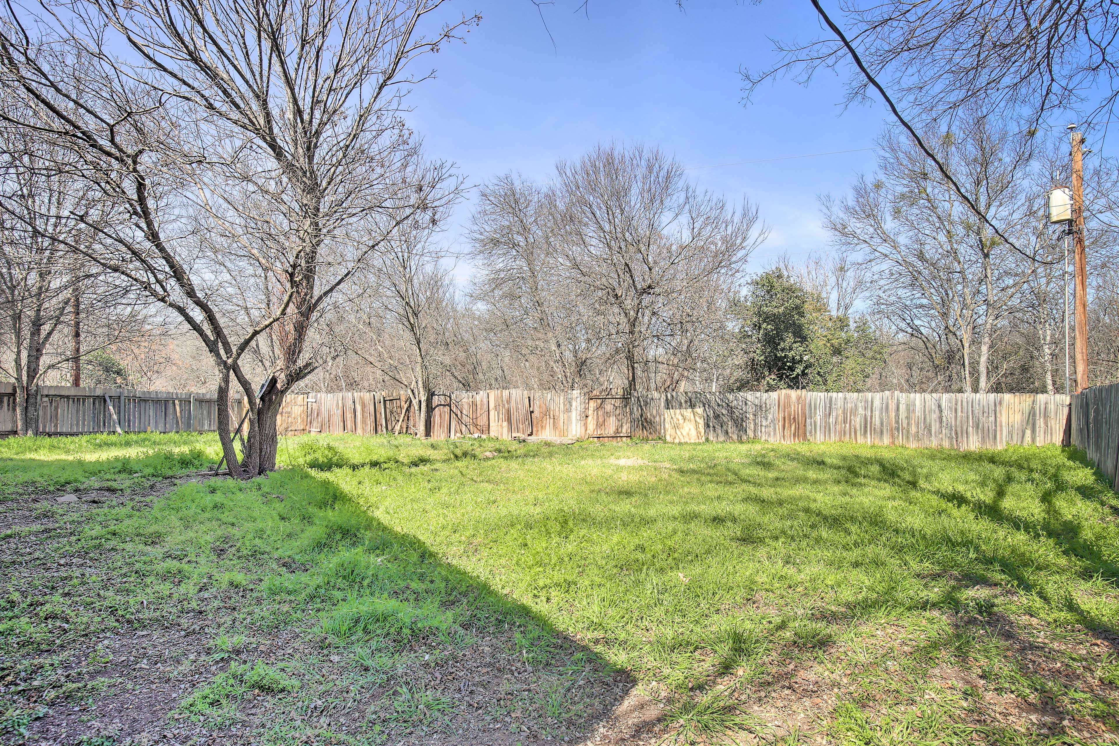 Shared Amenity | Fully Fenced Yard