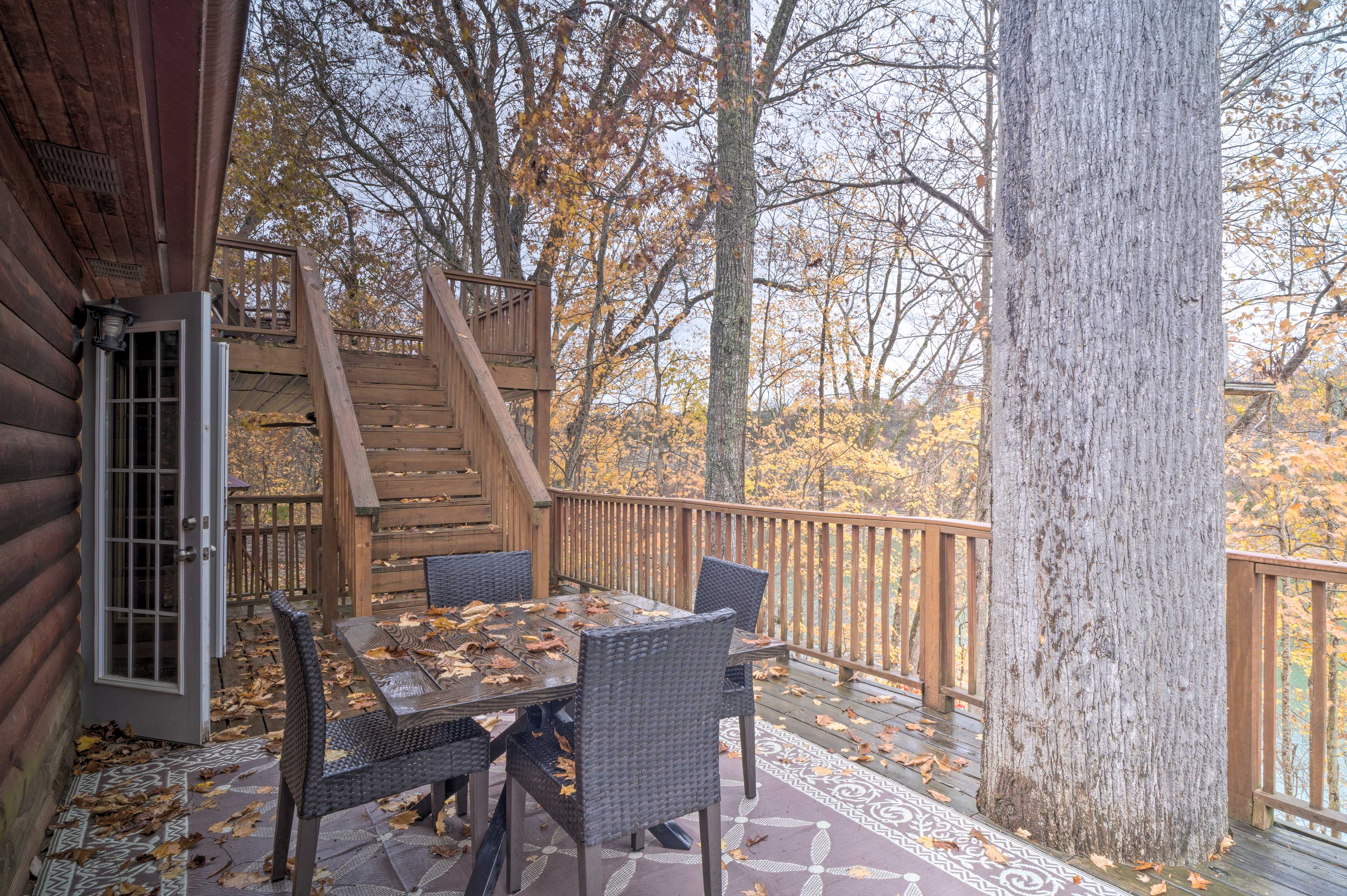 Outdoor Dining Area