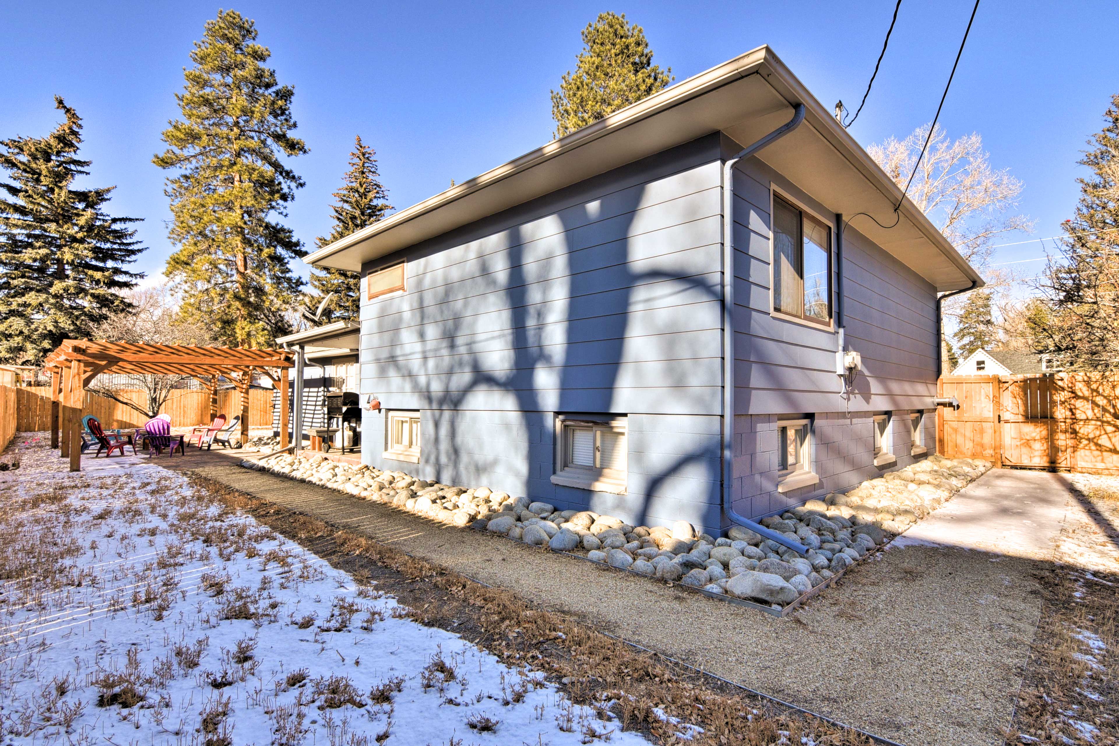 Cabin Exterior | Stairs Required