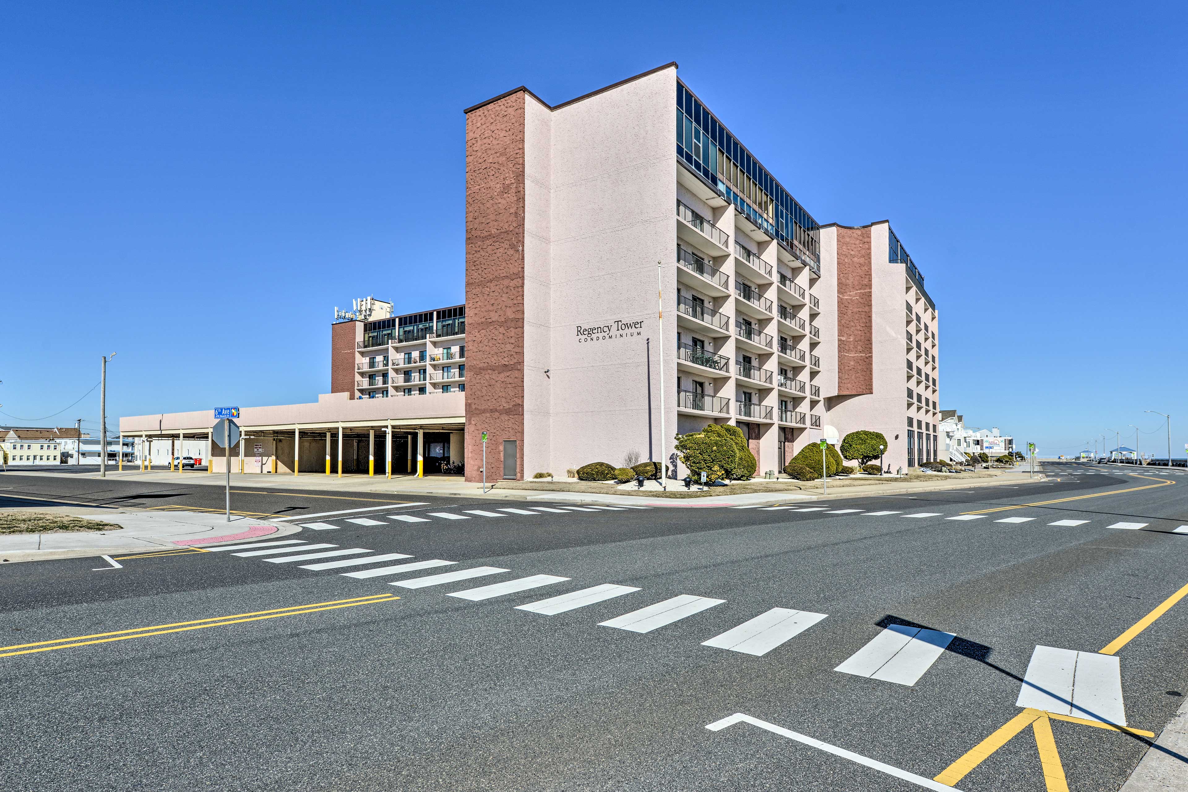 Parking | Community Parking Lot (1 Vehicle)