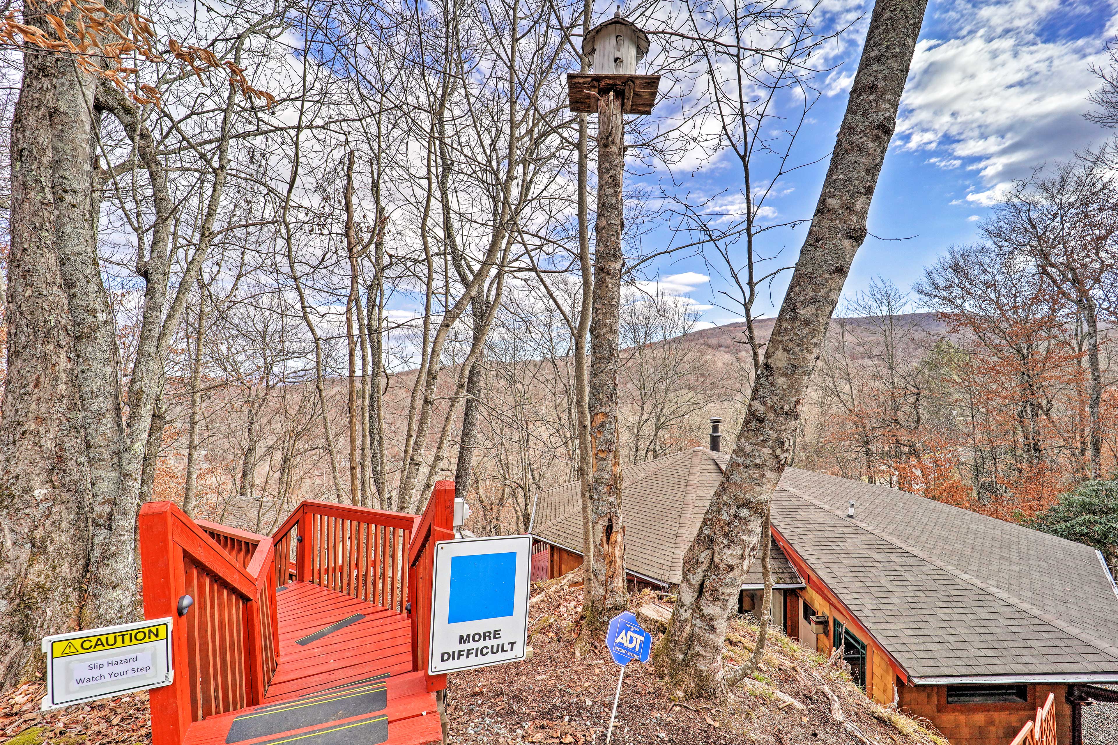 Cottage Exterior | Mountain Views