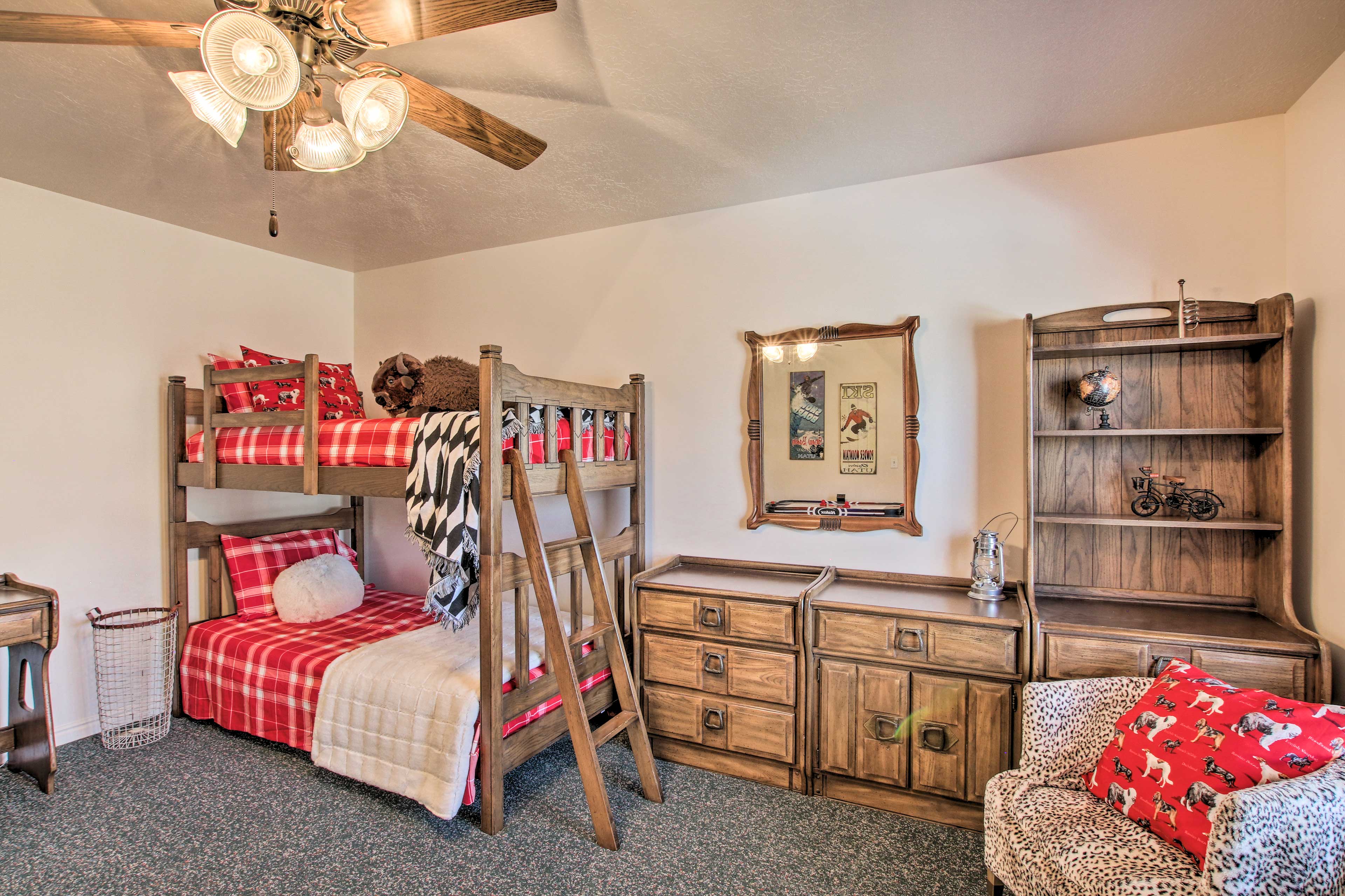 Bedroom 4 | Twin Bunk Bed