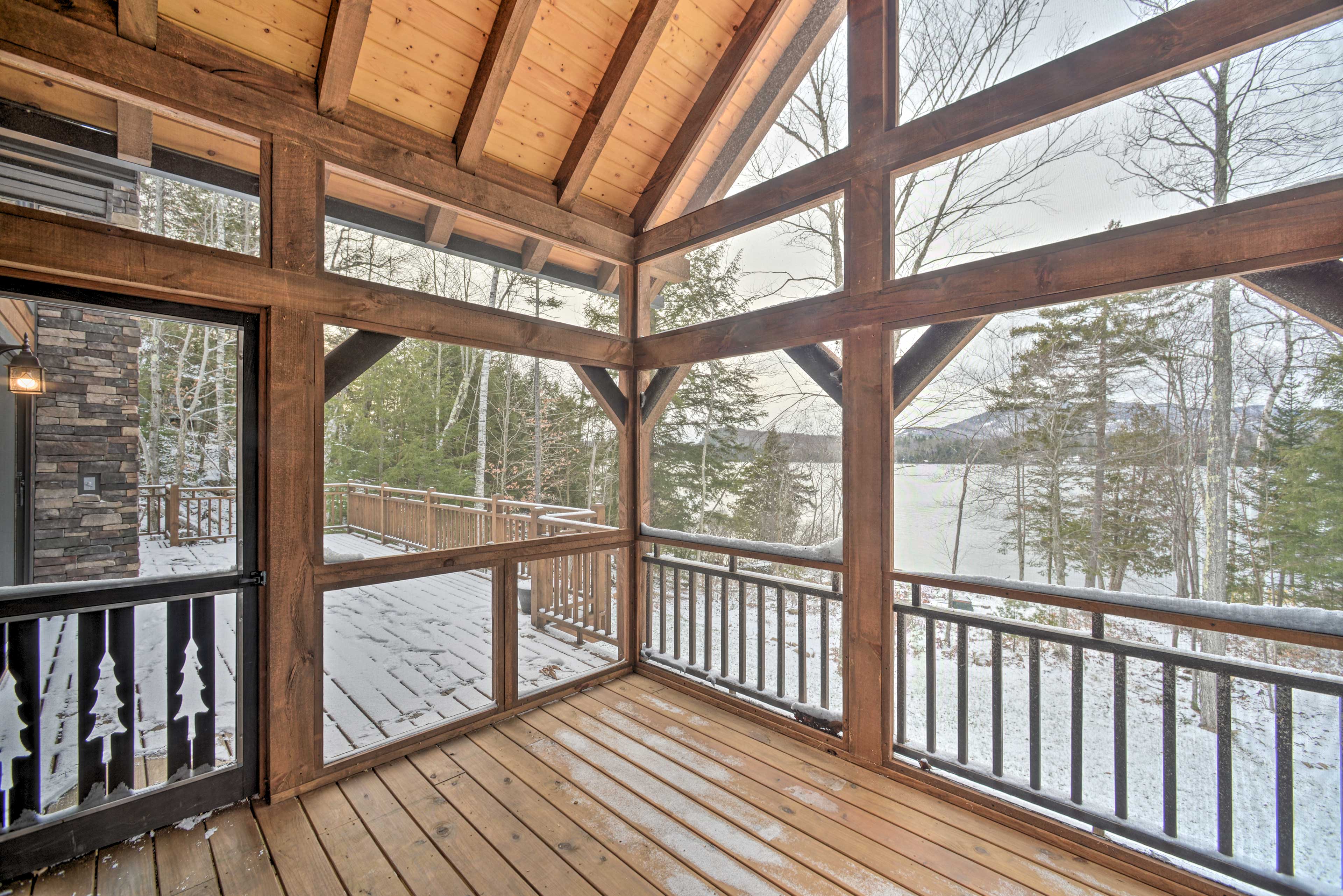 Screened-In Porch