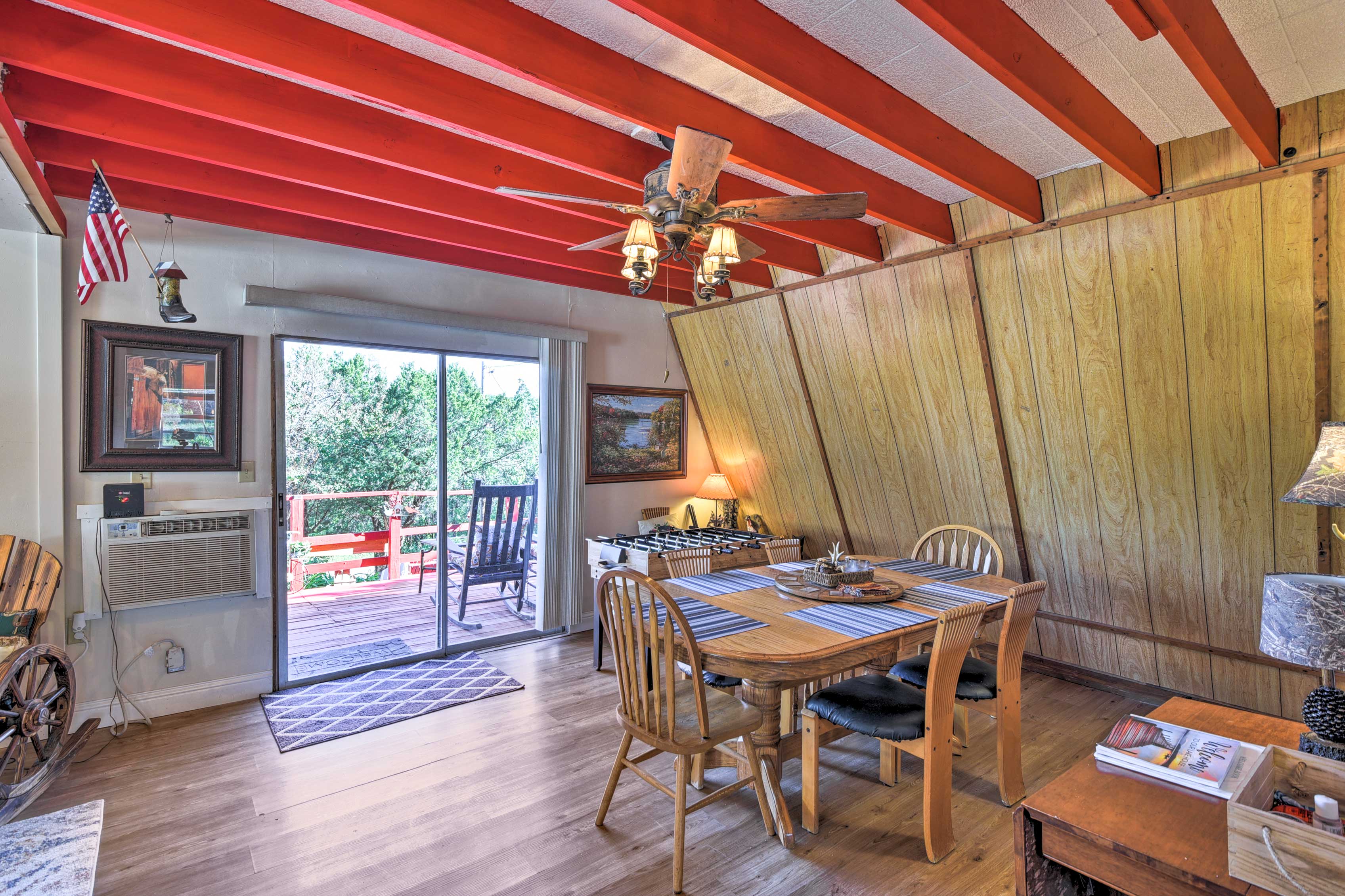 Dining Area | Dishware Provided