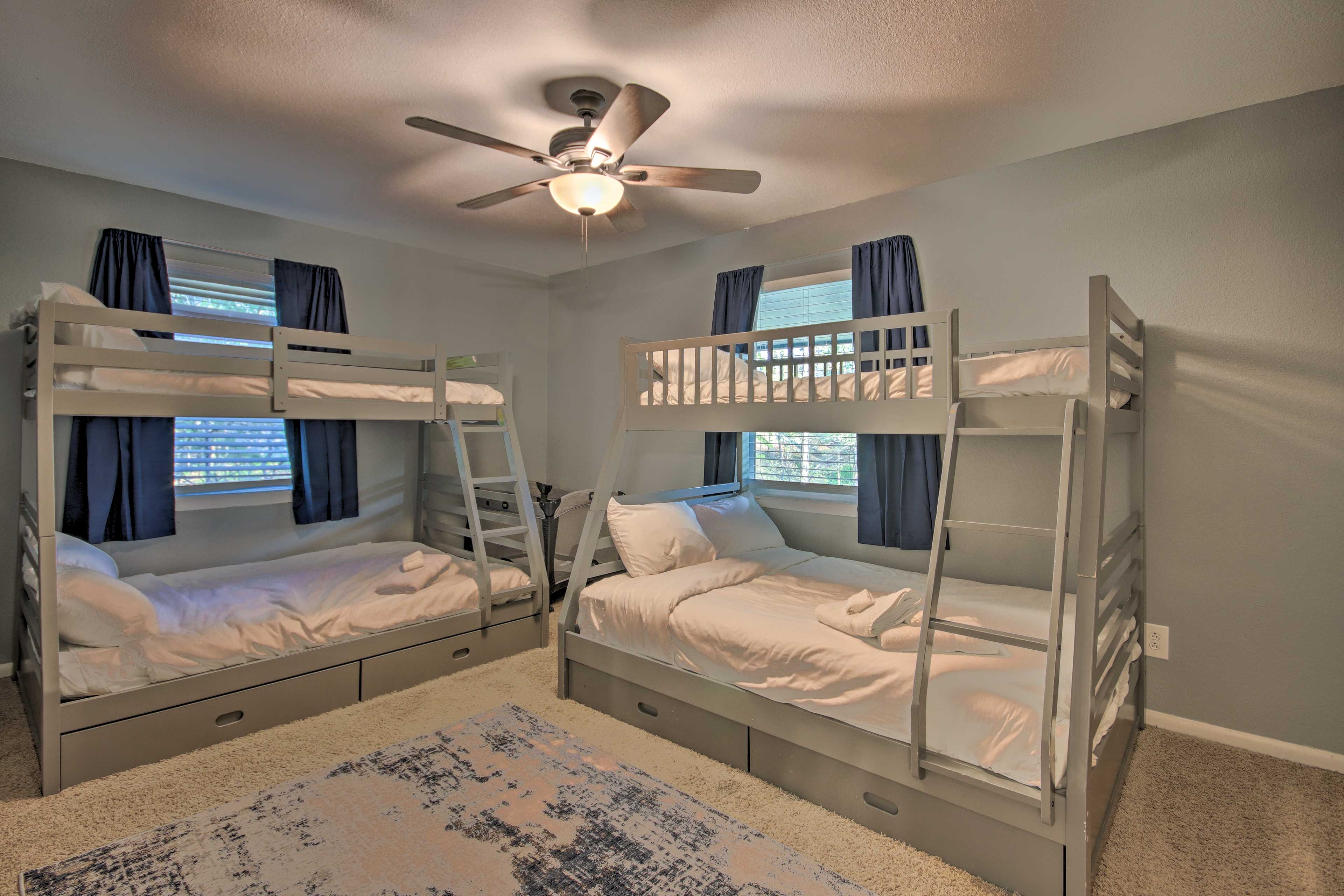 Bedroom 4 | 2 Twin/Full Bunk Beds