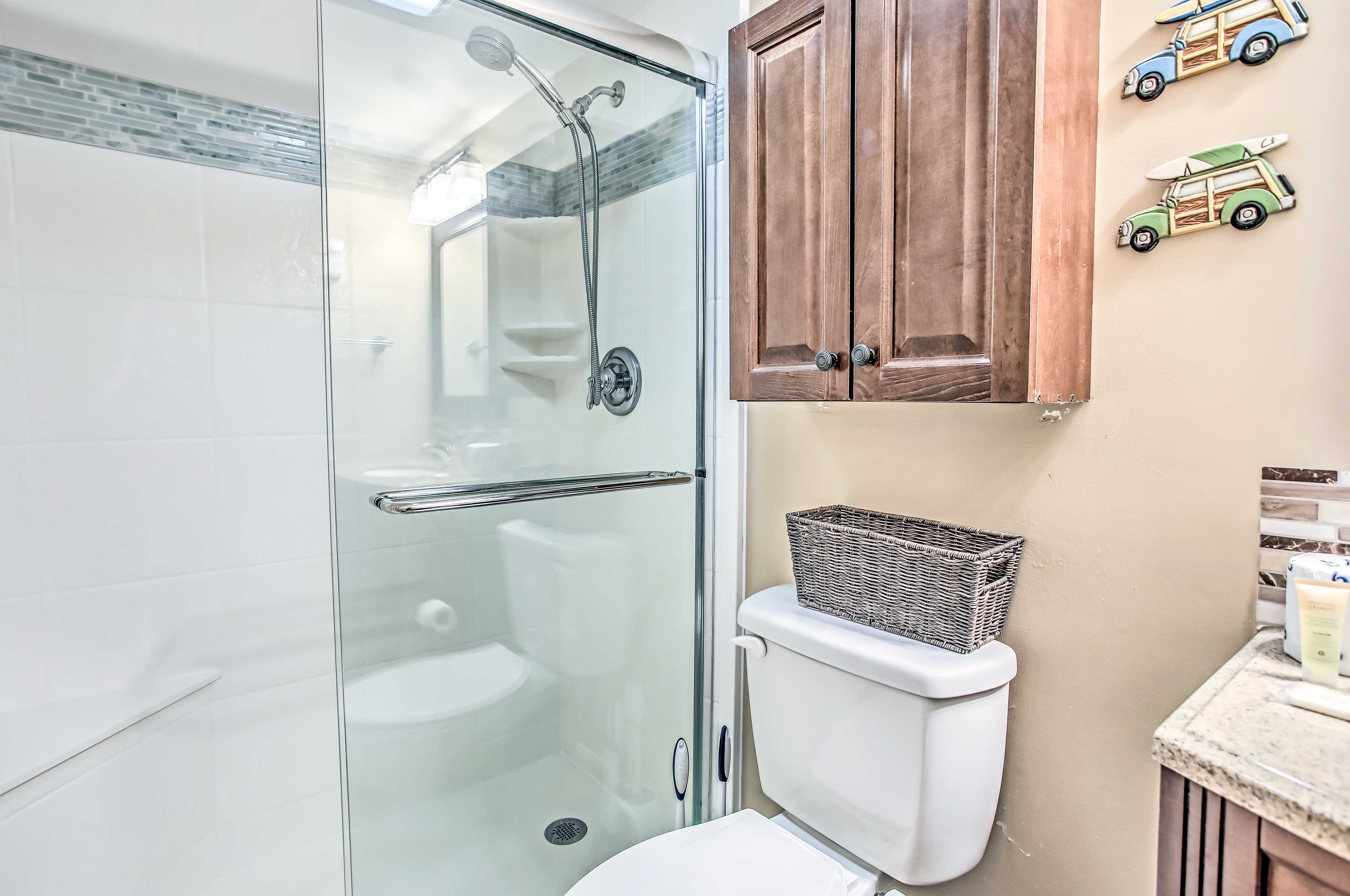 En-Suite Bathroom | Towels Provided