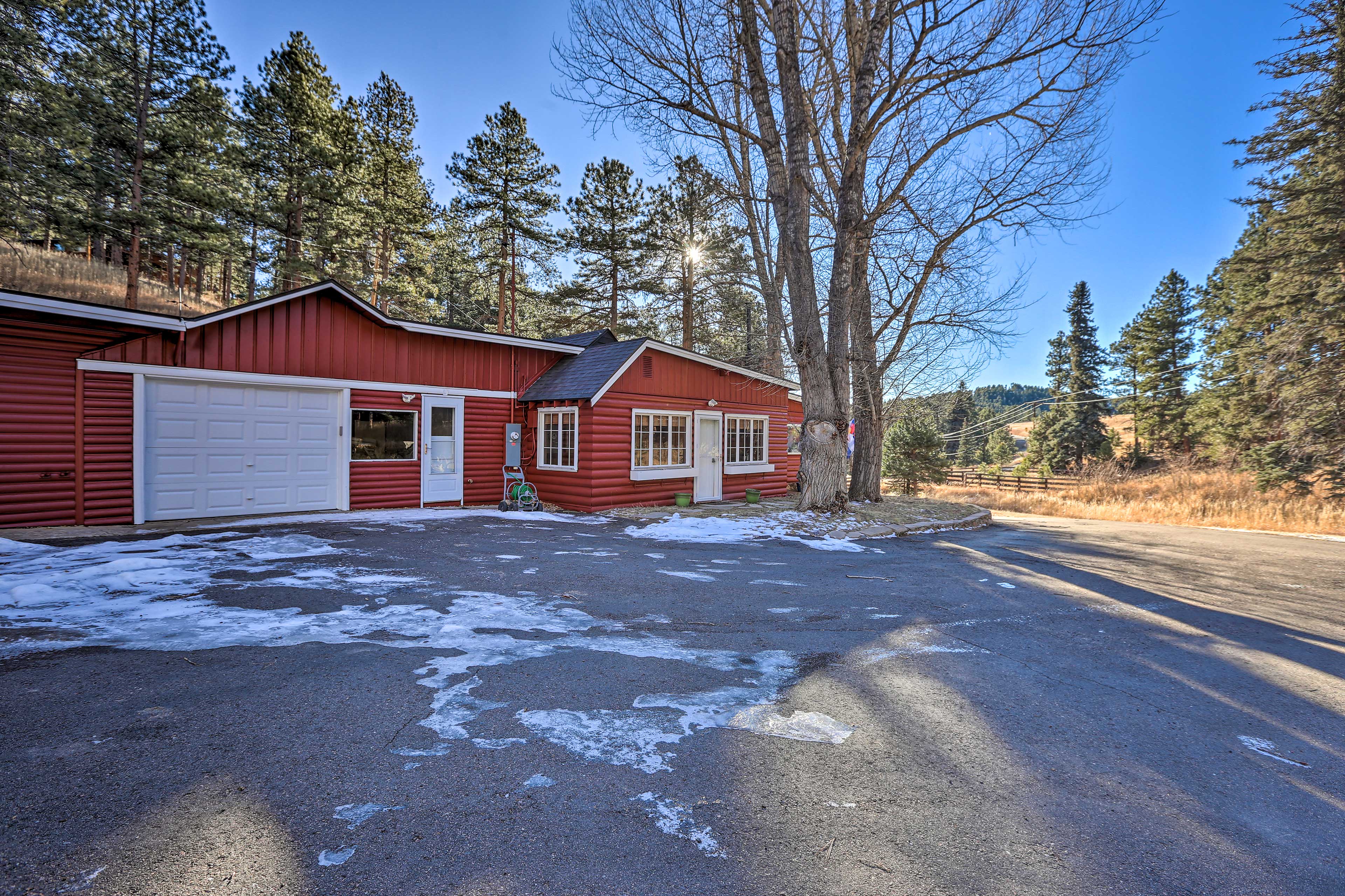 Front Entrance | Keyless Entry