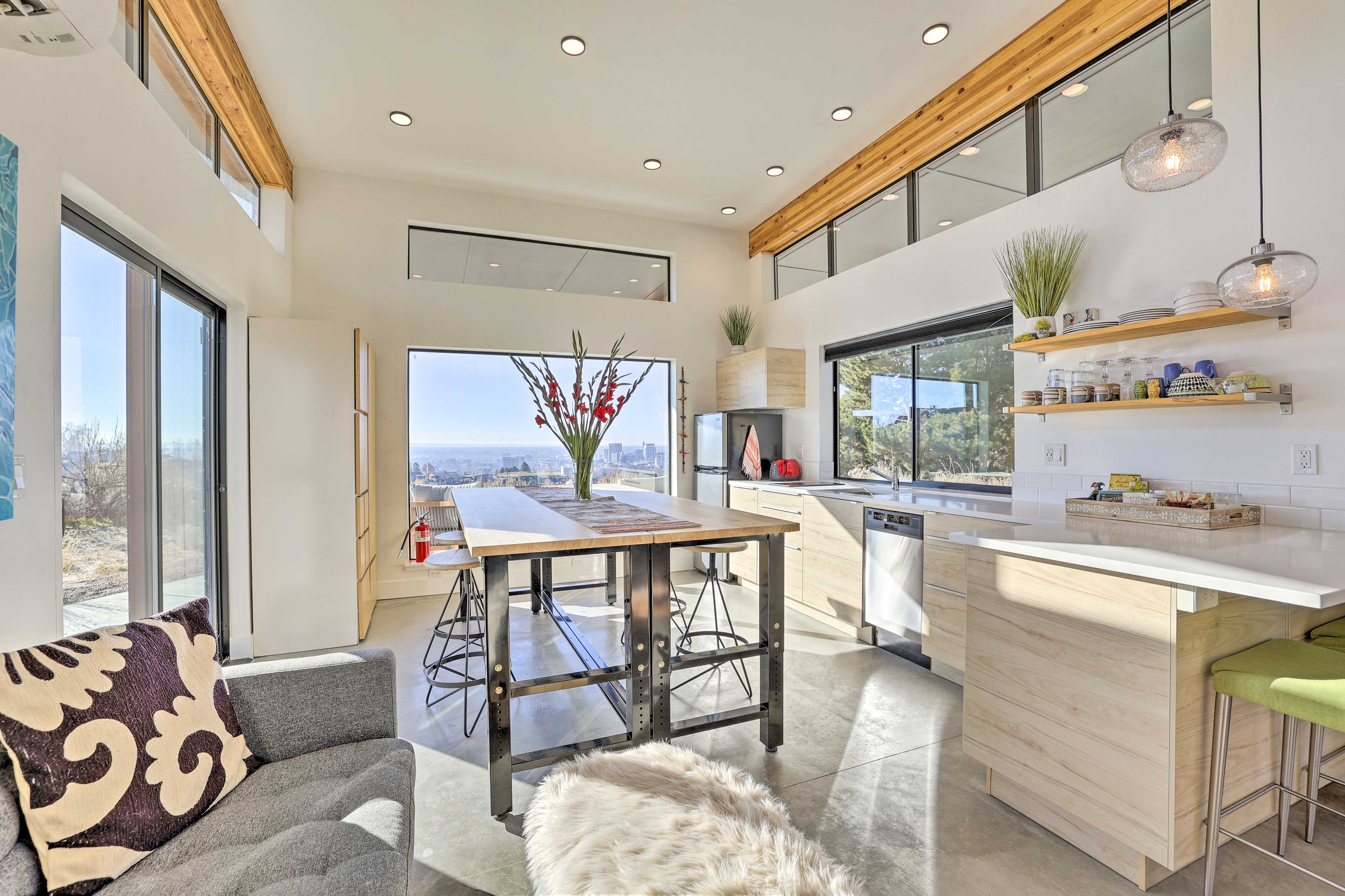 Dining Room | Ladder Required for Loft Access | Washer/Dryer