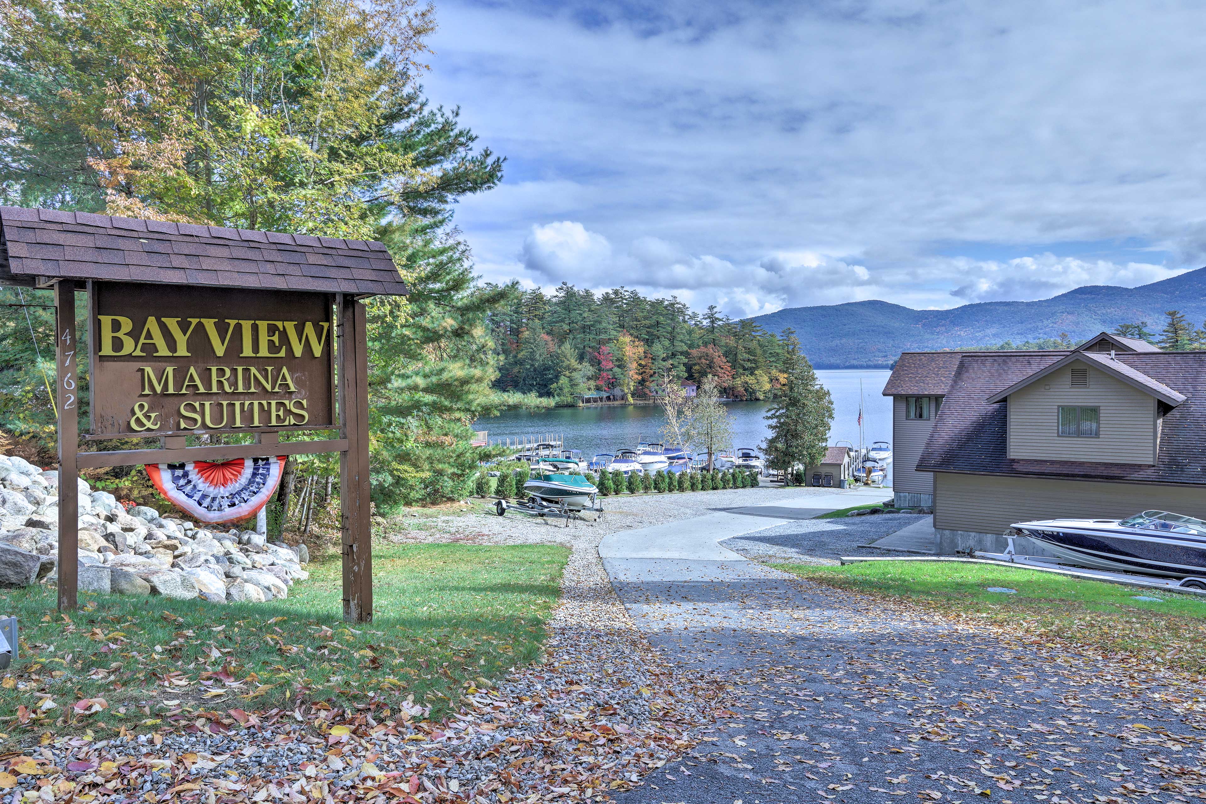 Parking | Driveway (2 Vehicles) | Trailer Parking Available