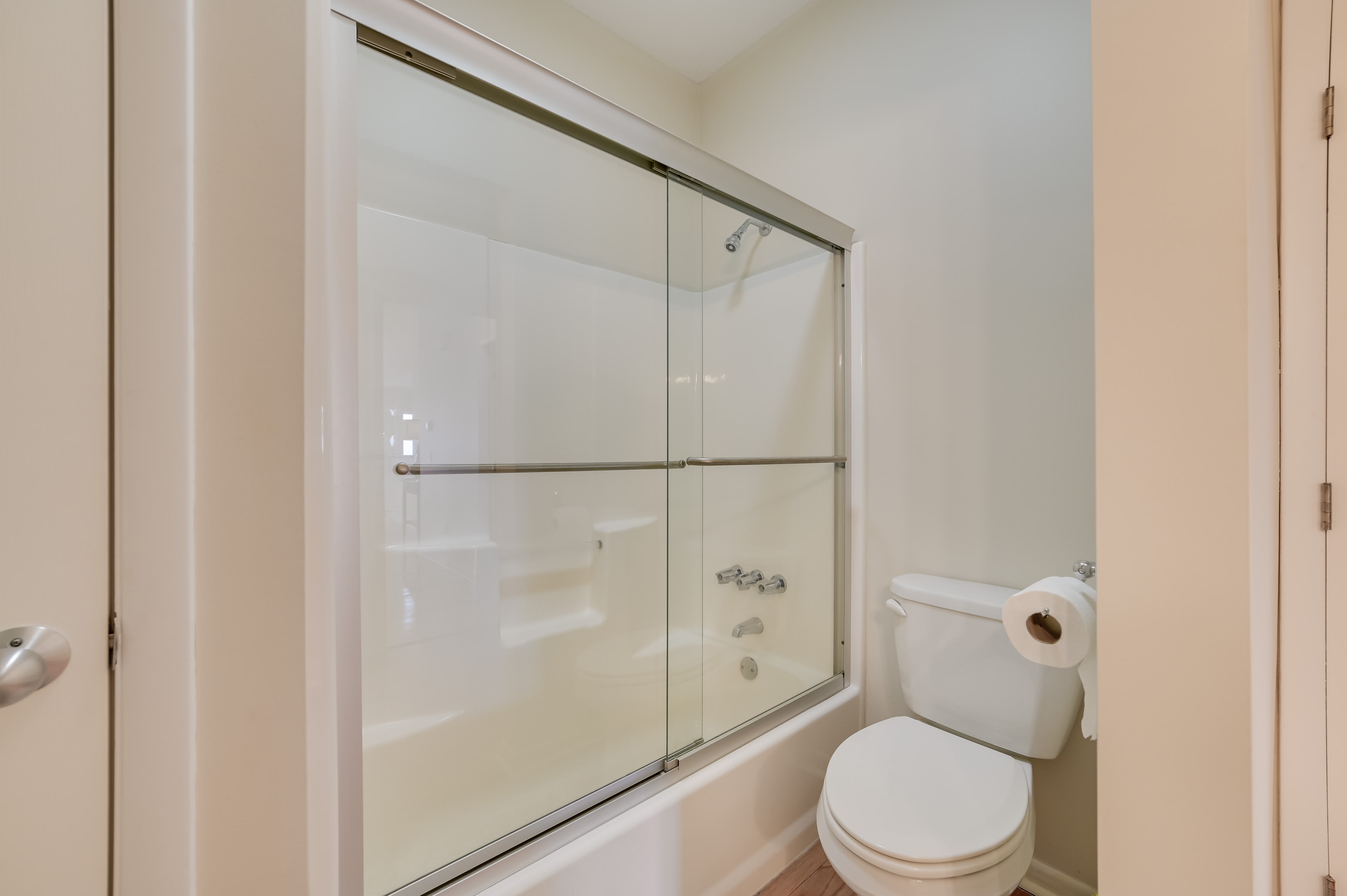 En-Suite Bathroom | Towels Provided