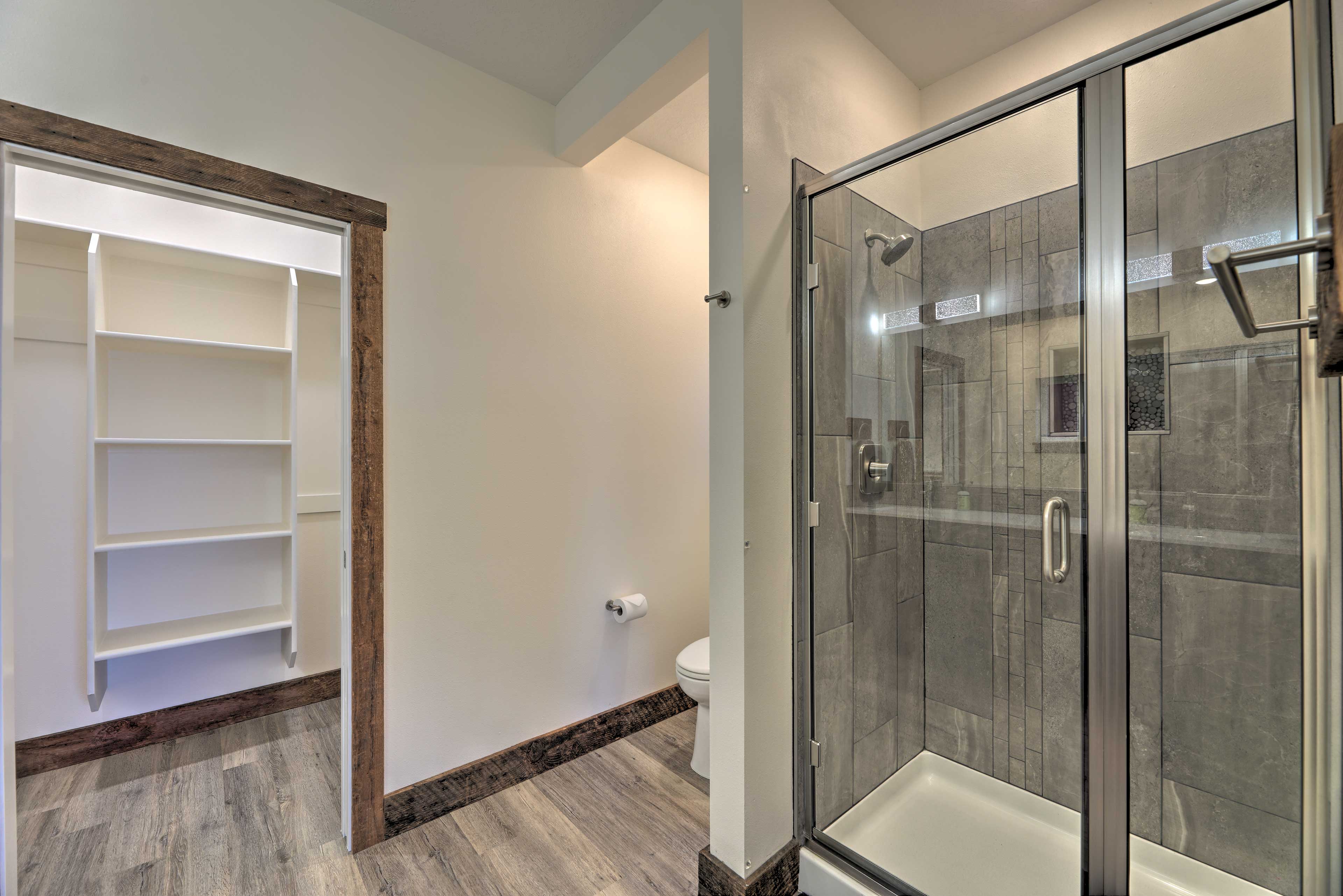 En-Suite Bathroom | Walk-In Closet