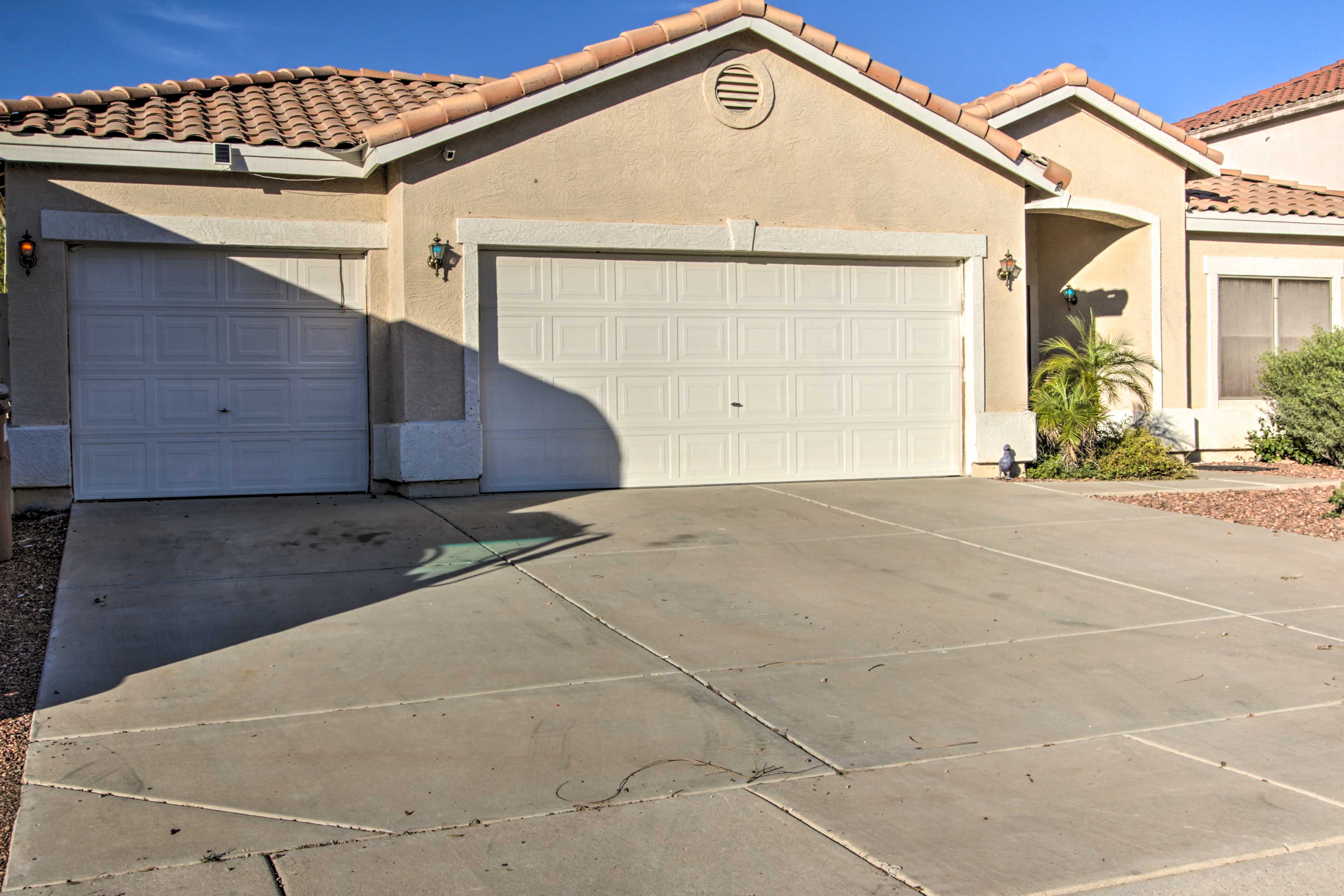 Parking | Driveway (3 Vehicles) | Trailer Parking Allowed