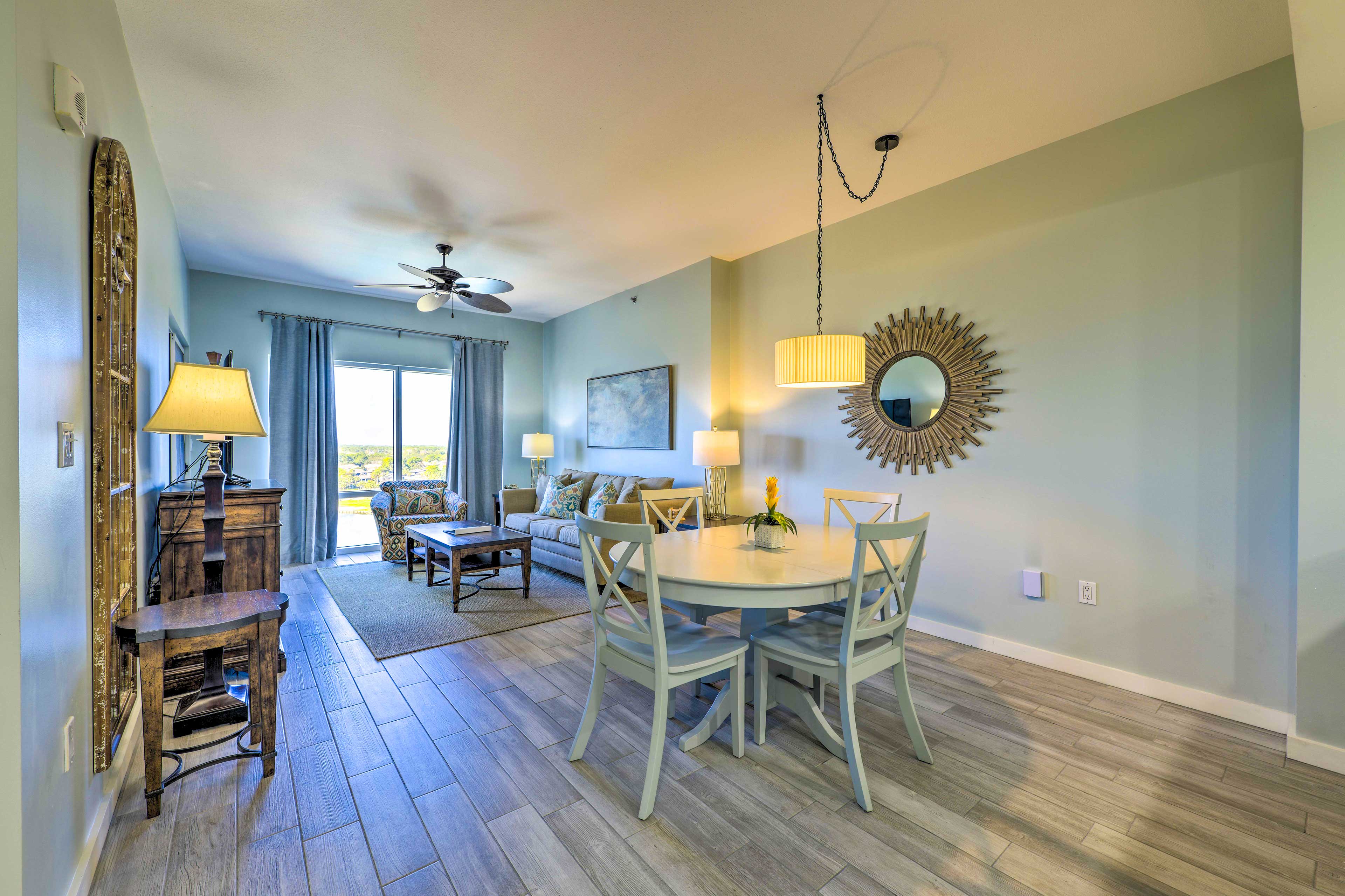 Dining Area | Dishware/Flatware