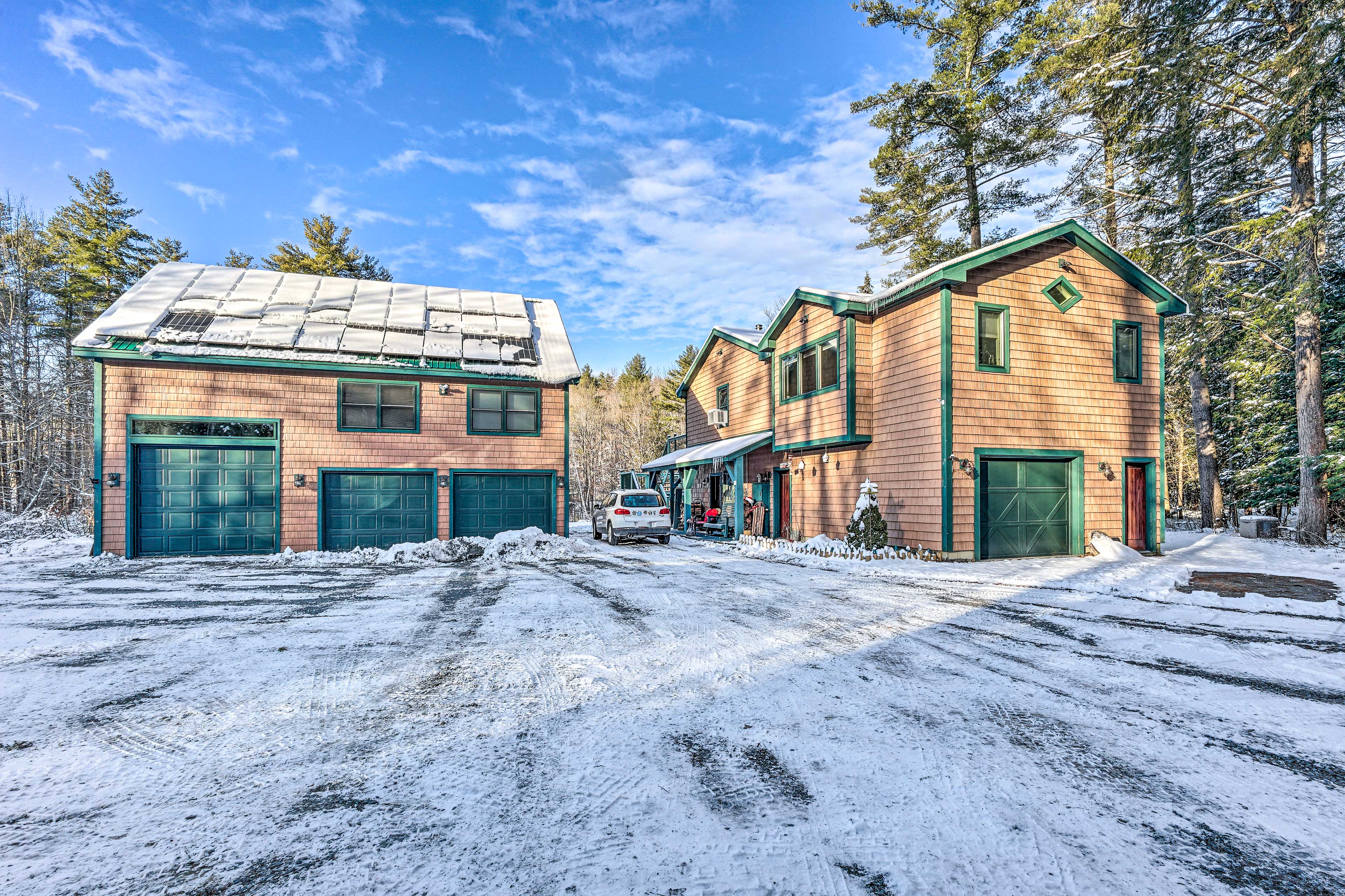 Driveway Parking (6 Vehicles)