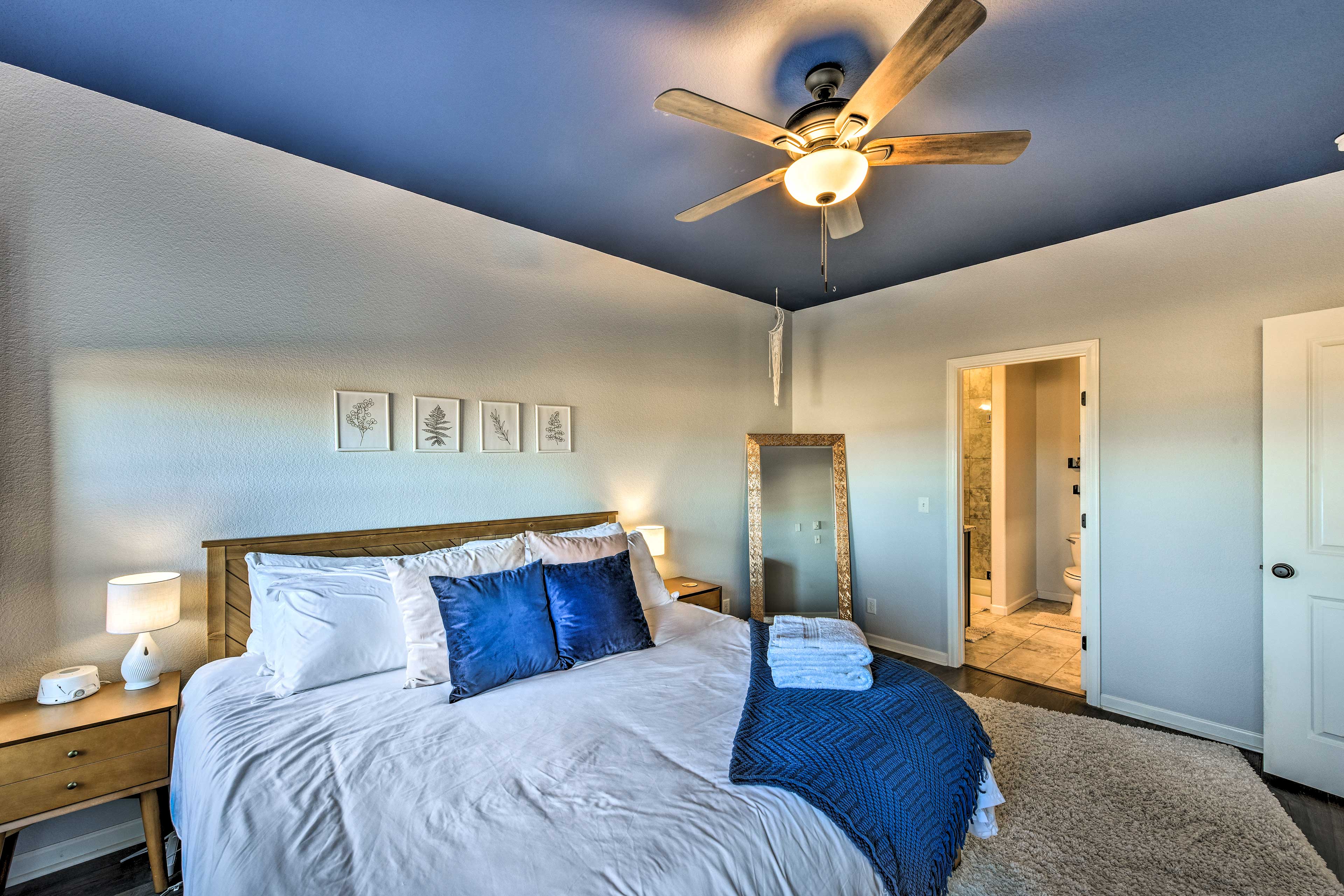 Bedroom 1 | En-Suite Bathroom