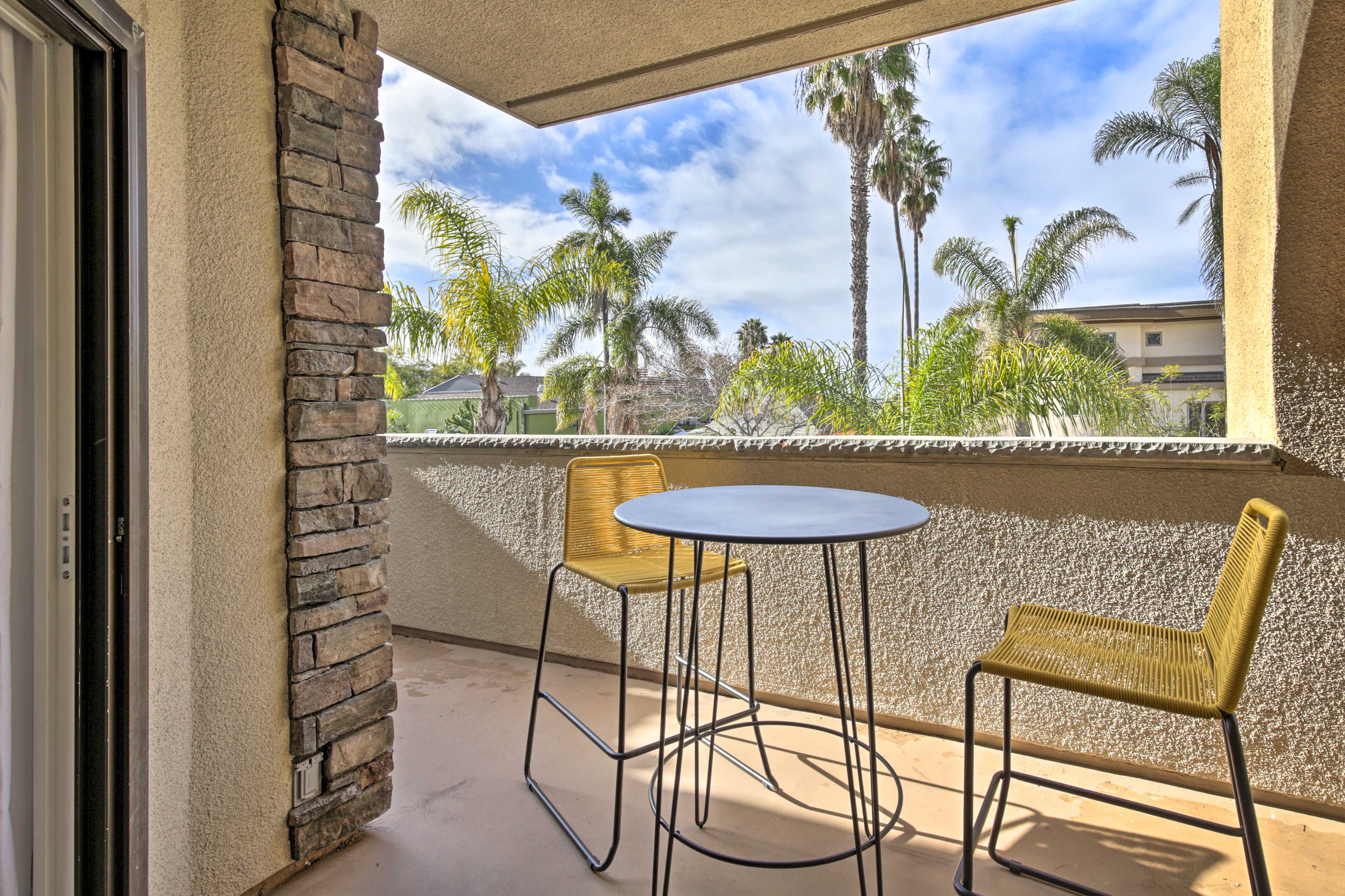 Private Balcony | 2nd-Floor Unit | Peek-a-Boo Ocean Views