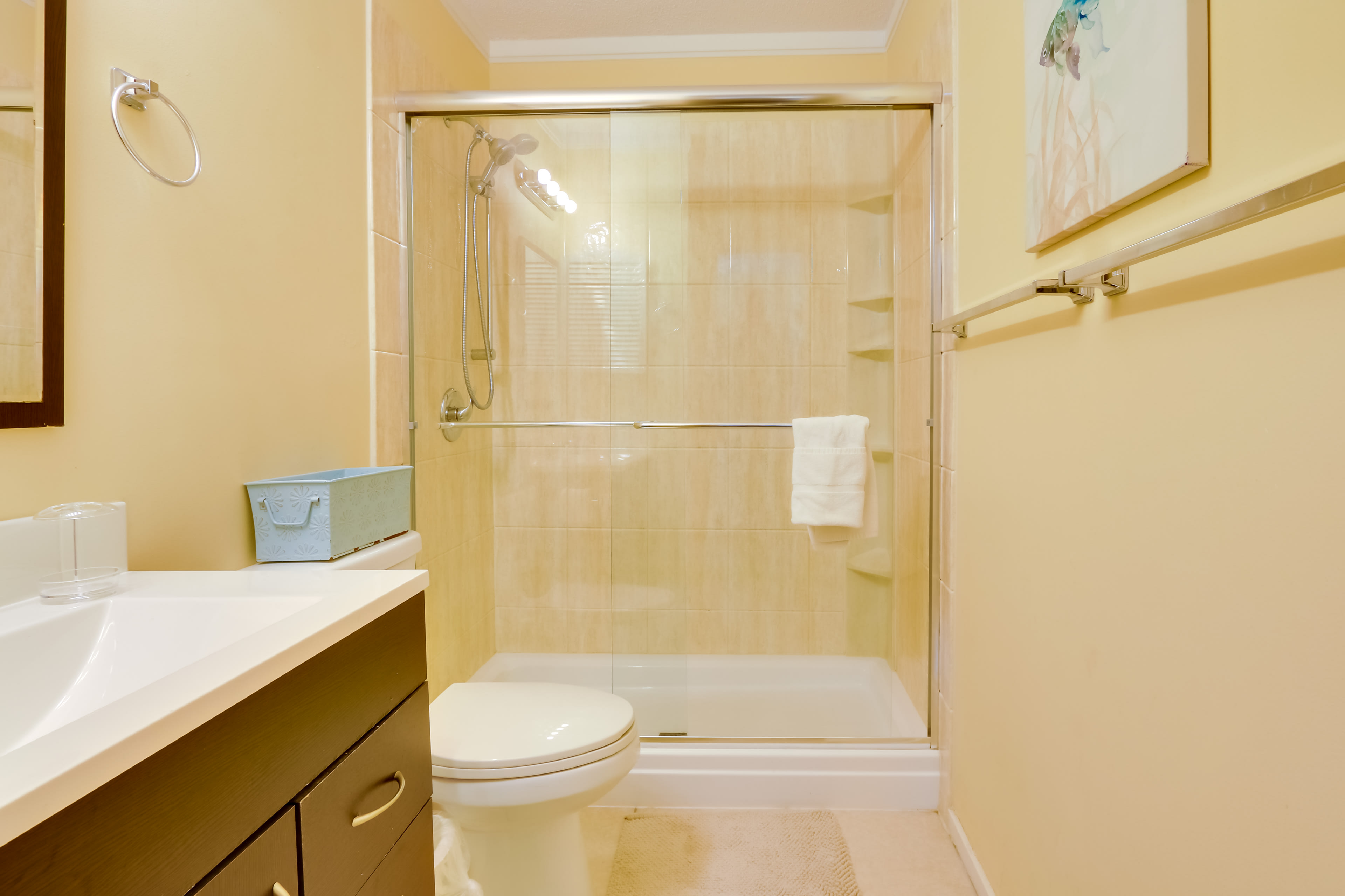 En-Suite Bathroom | Linens & Towels Provided