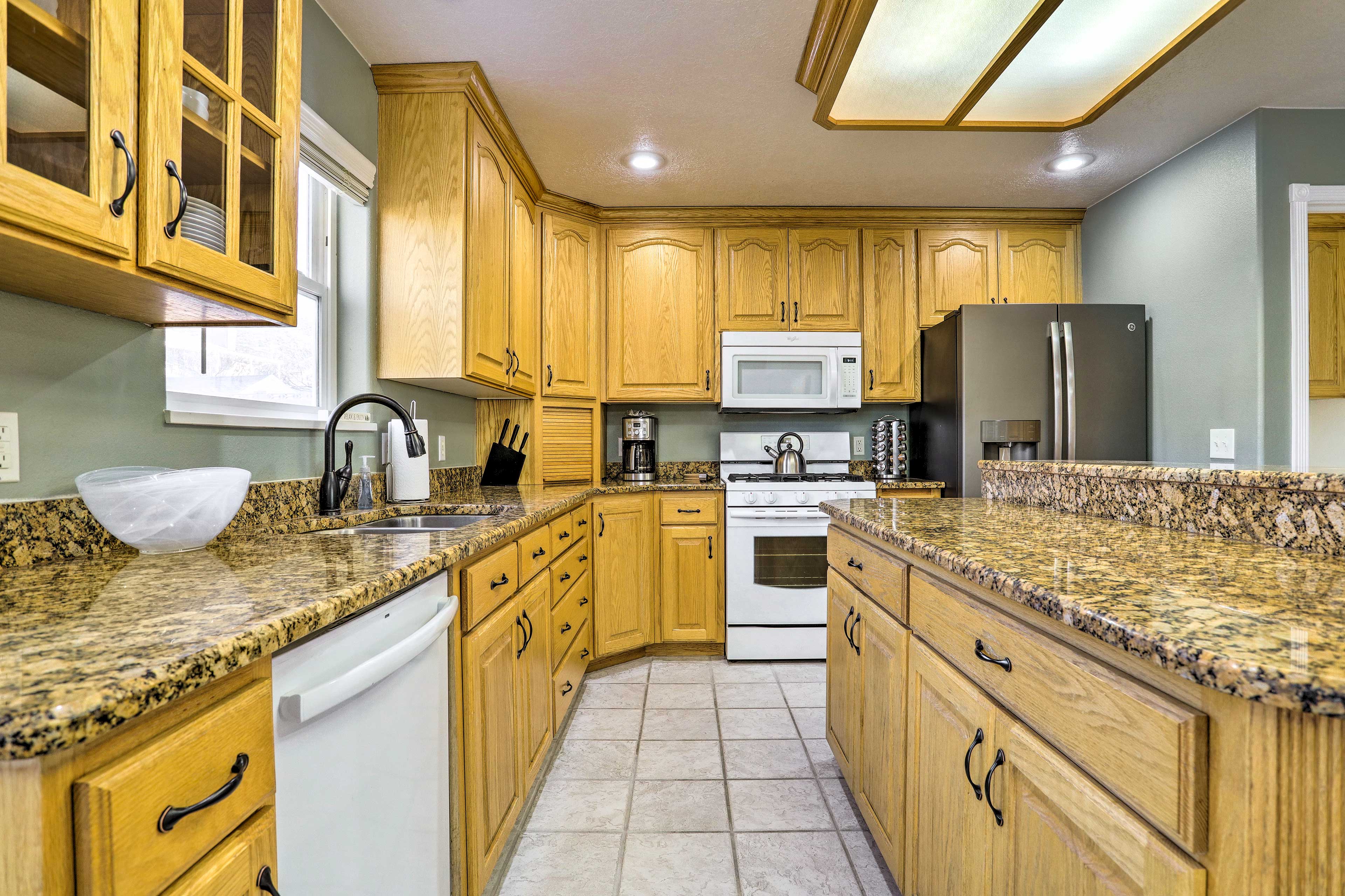 Kitchen | Fully Equipped | Cooking Basics