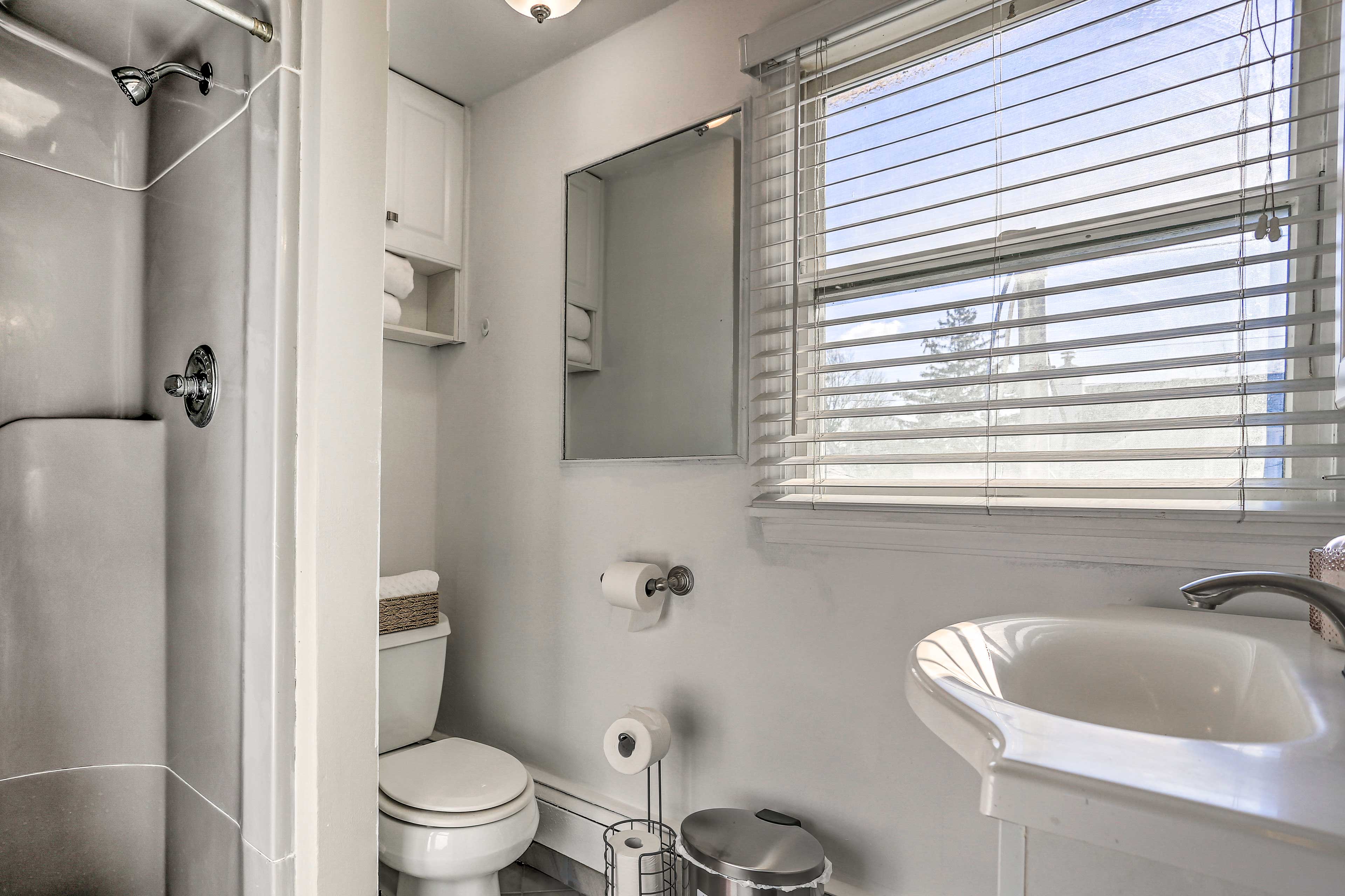 En-Suite Bathroom | Linens & Towels Provided