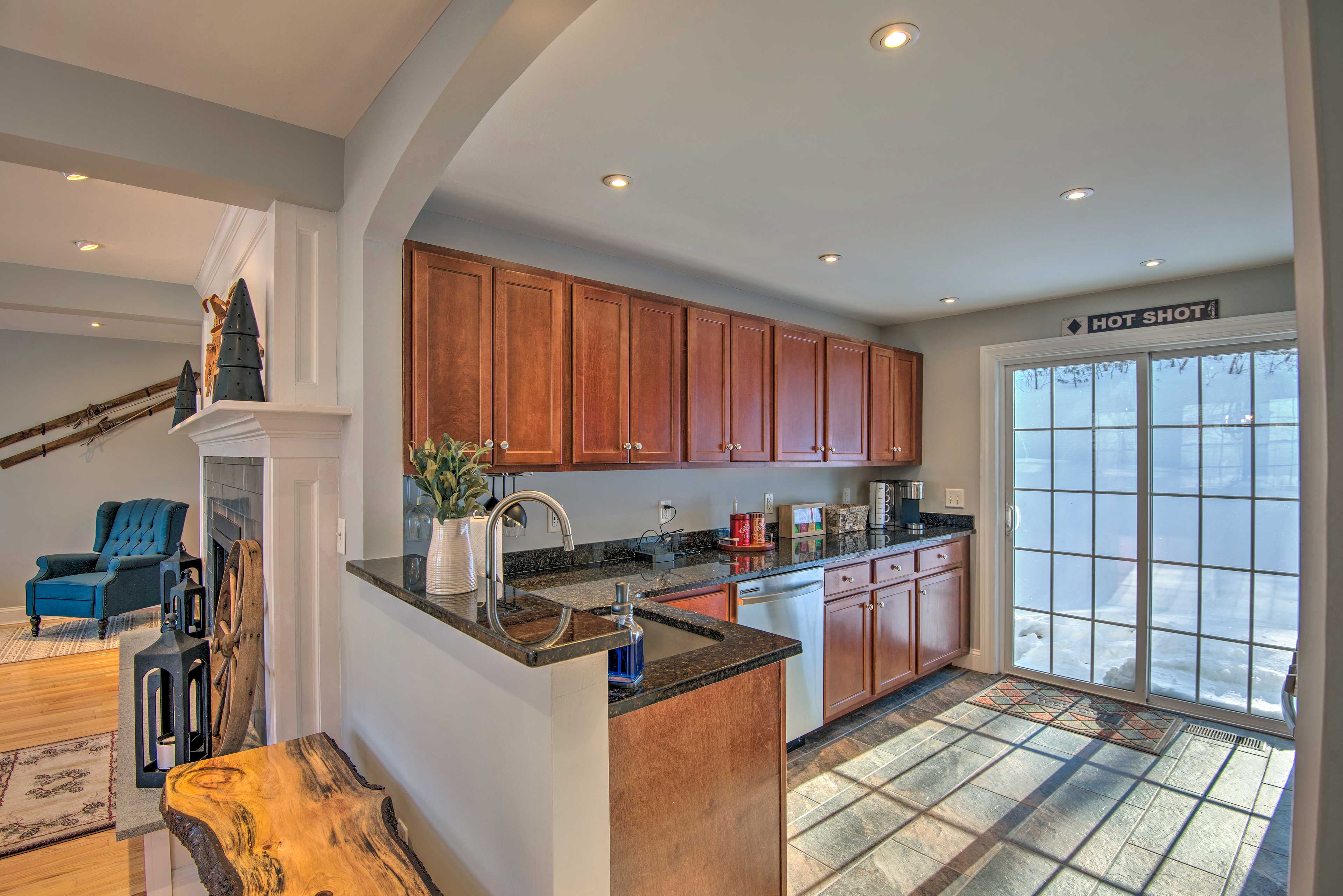 Kitchen | Fully Equipped