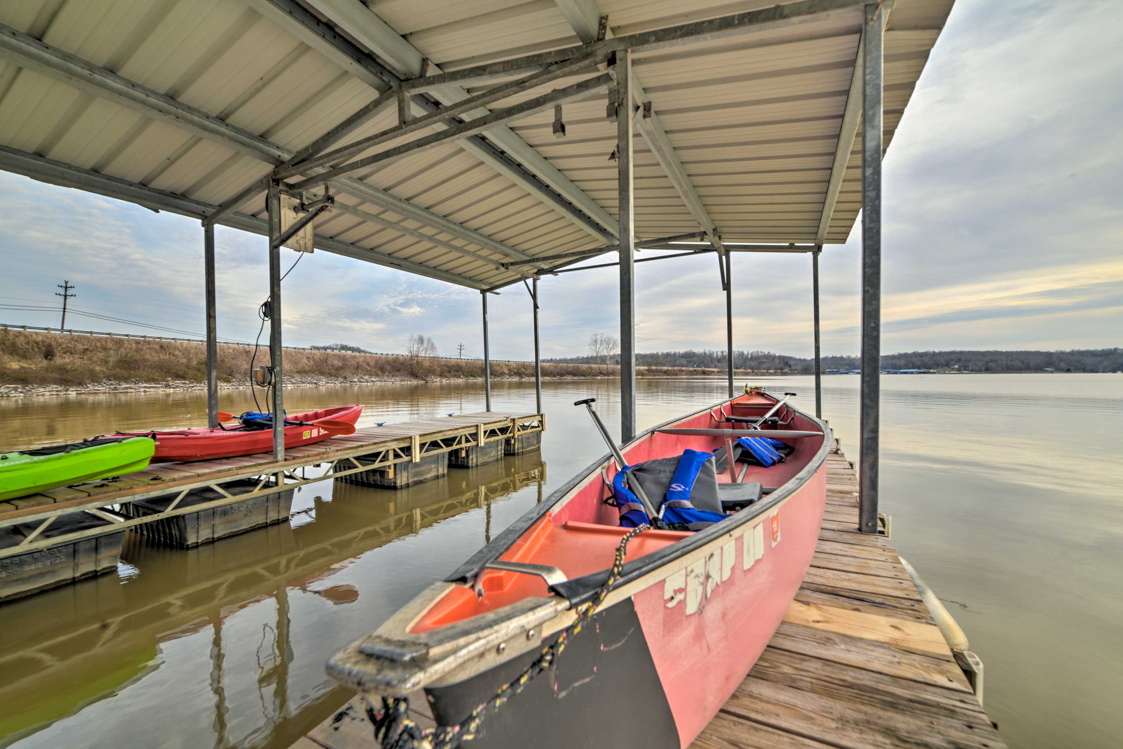 Private Dock | 2 Kayaks | Canoe | Life Vests Provided