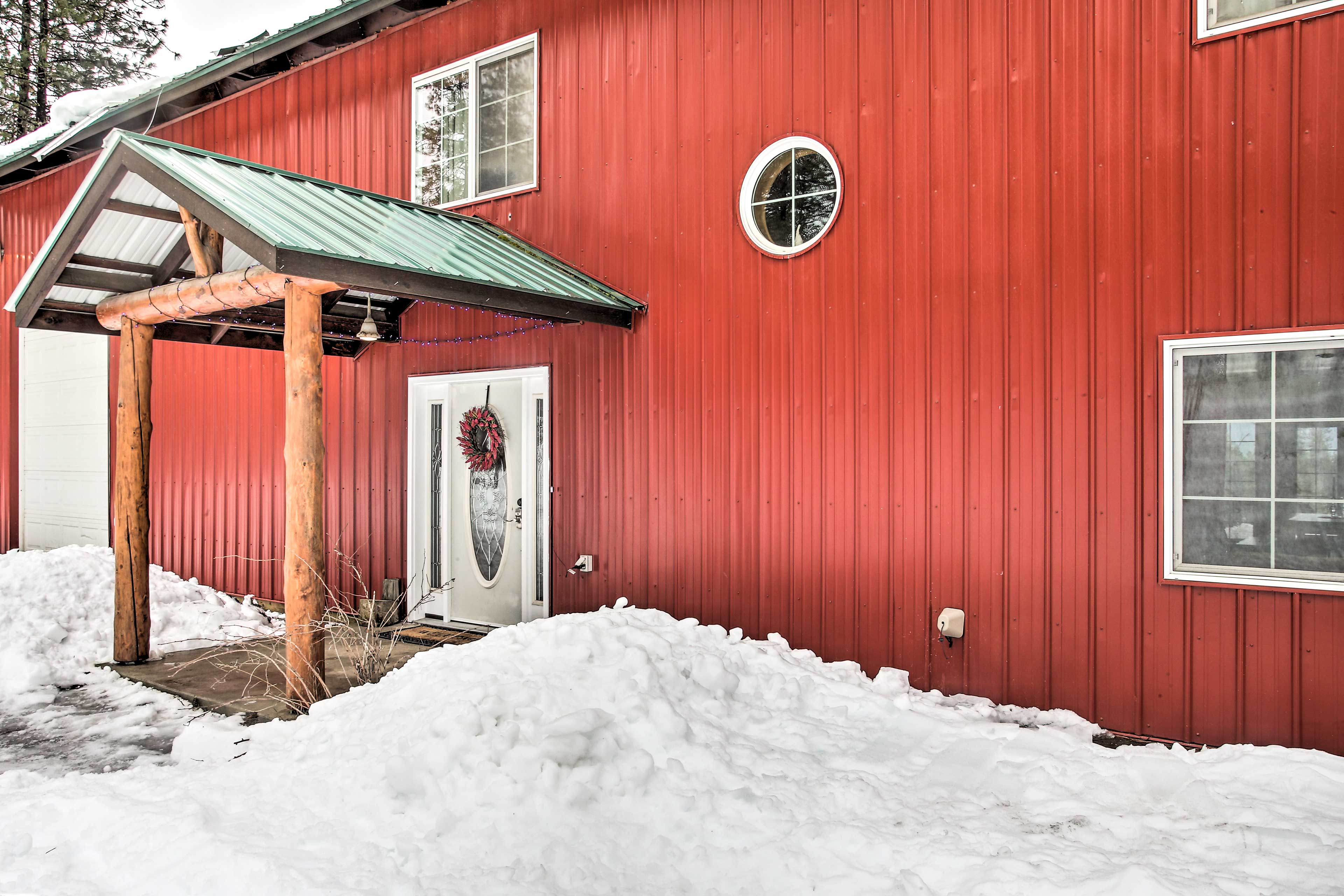 Front Entrance | Keyless Entry