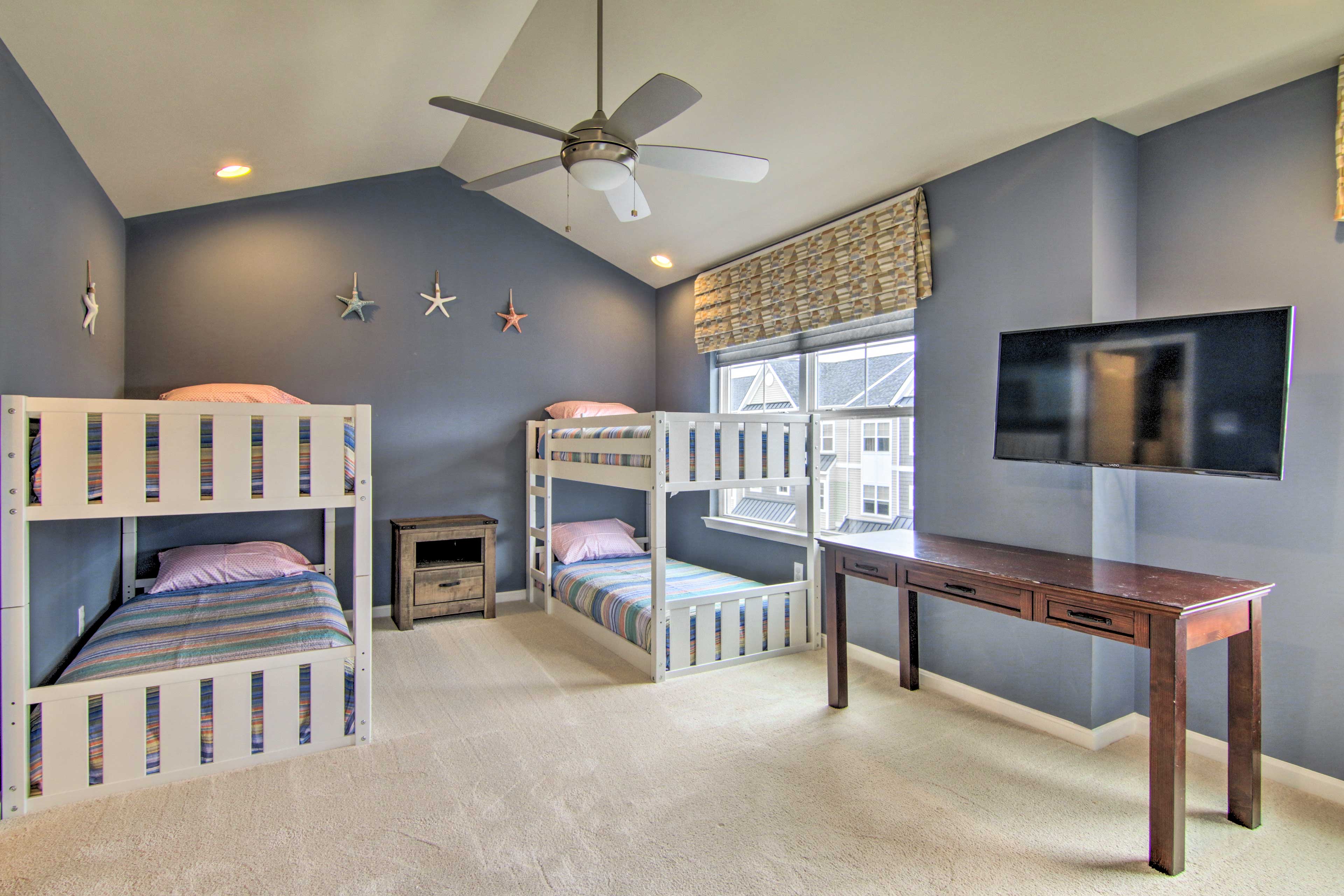 Bedroom 2 | 3rd Story | 2 Twin Bunk Beds