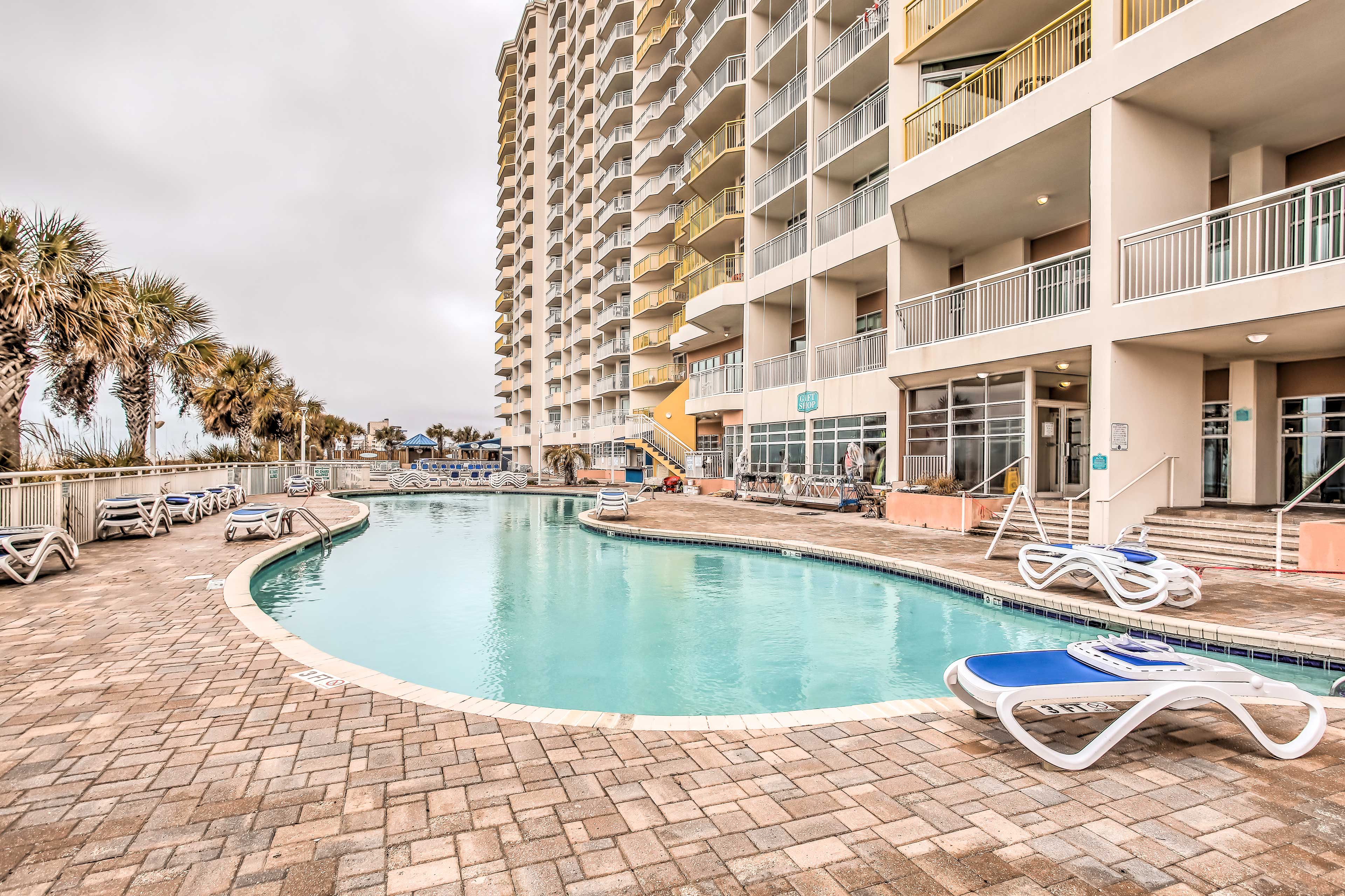 North Myrtle Beach Vacation Rental | 1BR | 1BA | 608 Sq Ft | Step-Free Access