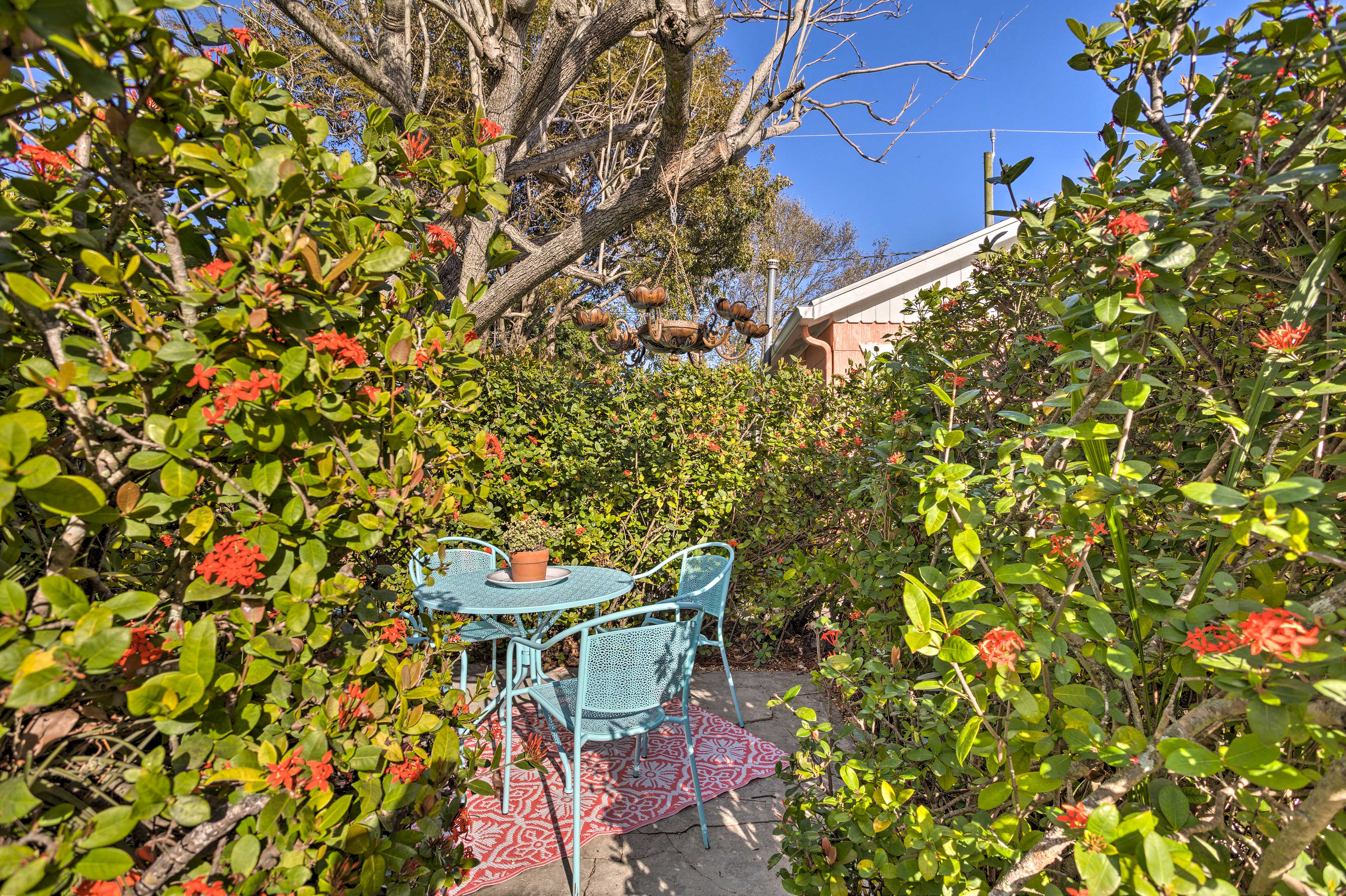 Outdoor Dining Area