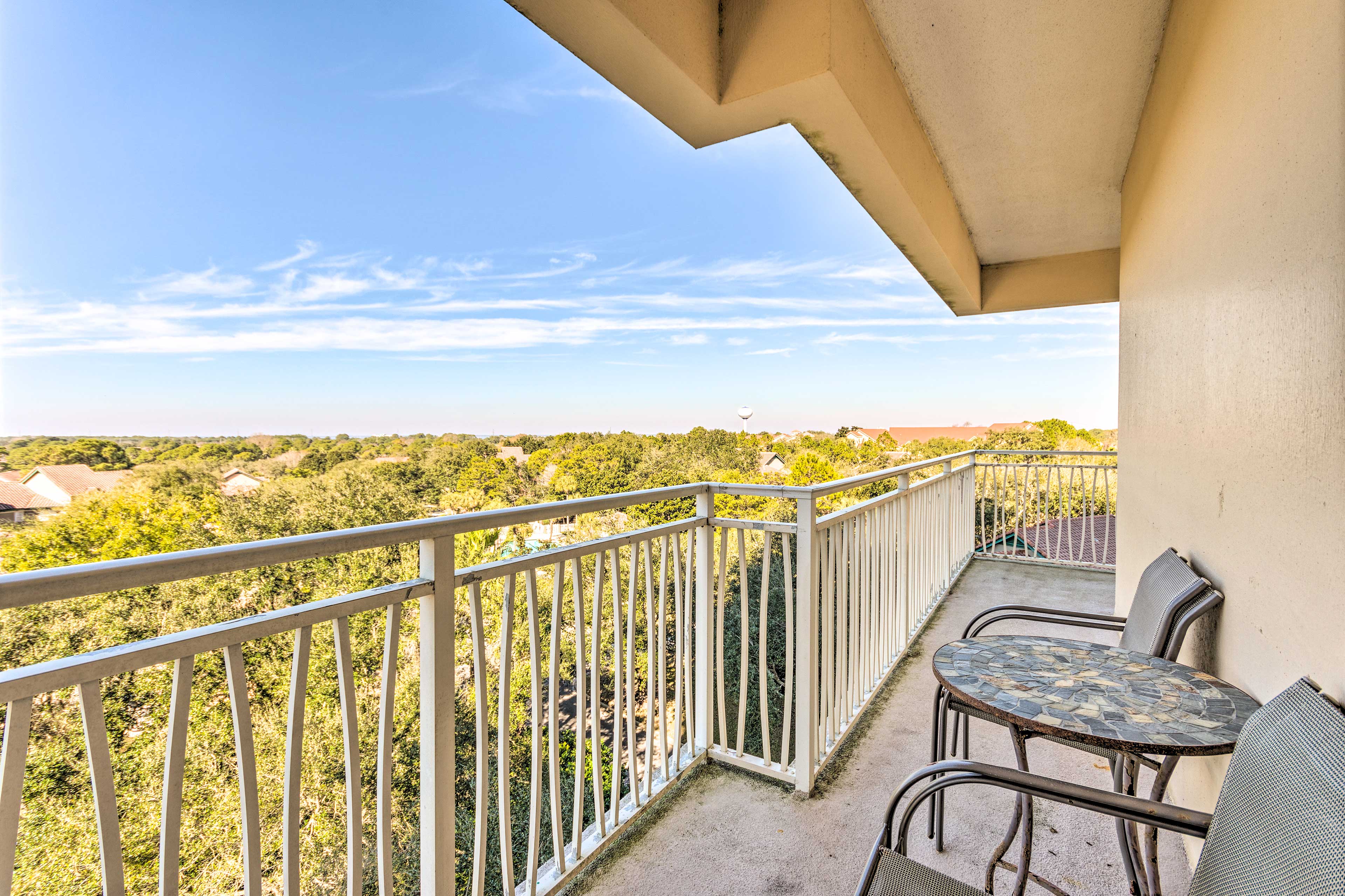 Wraparound Balcony