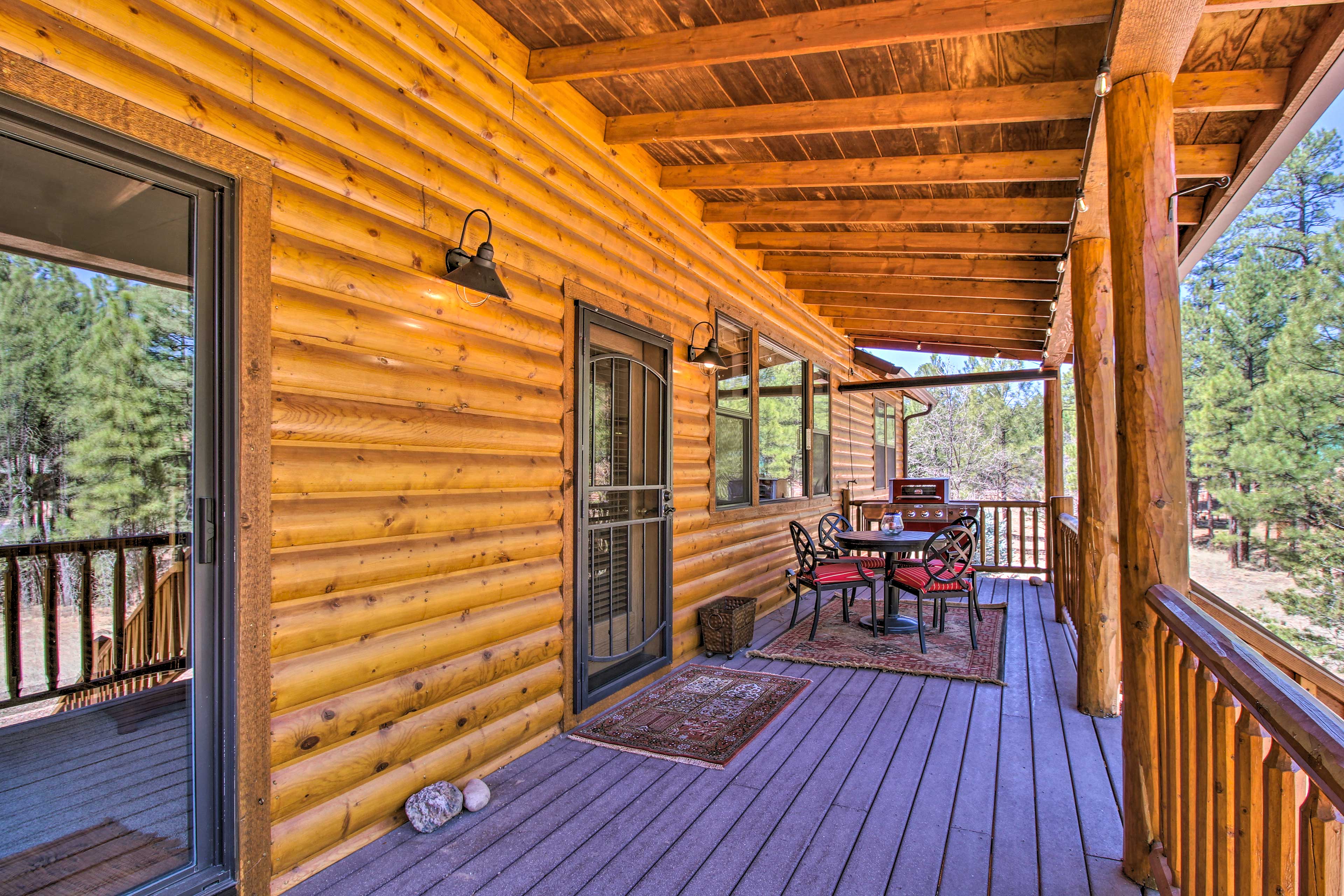 Deck/Balcony | Gas Grill