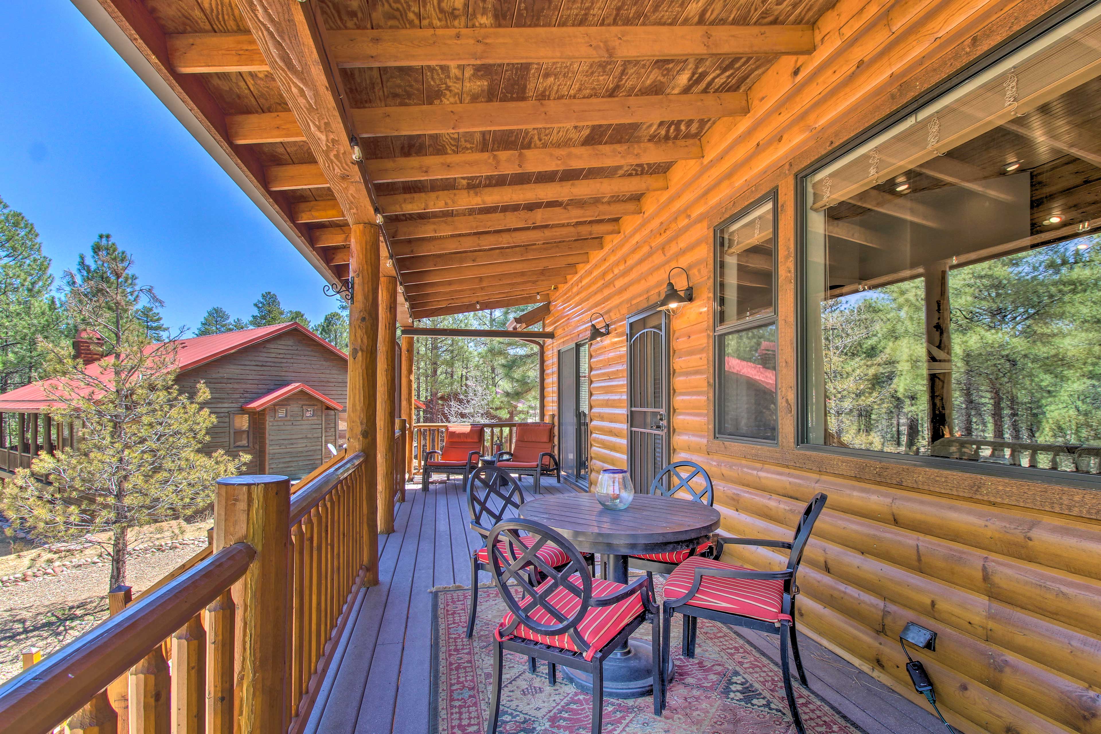 Deck/Balcony | Dining Area