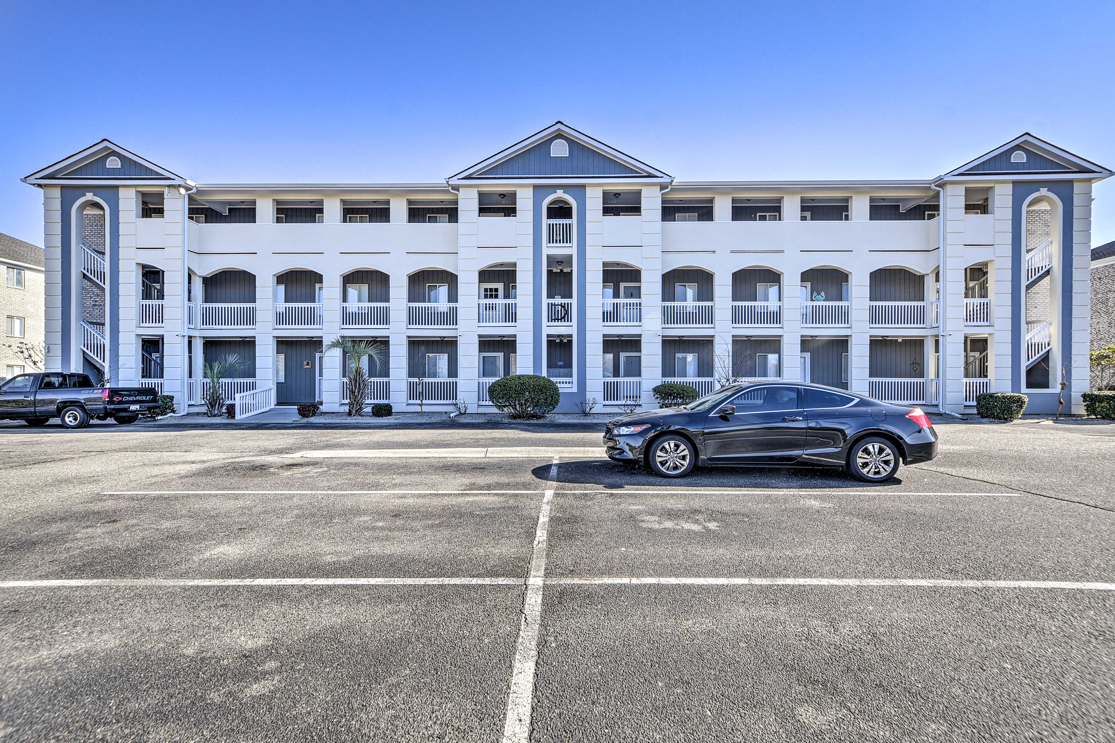 Parking | Community Lot (2 Vehicles)