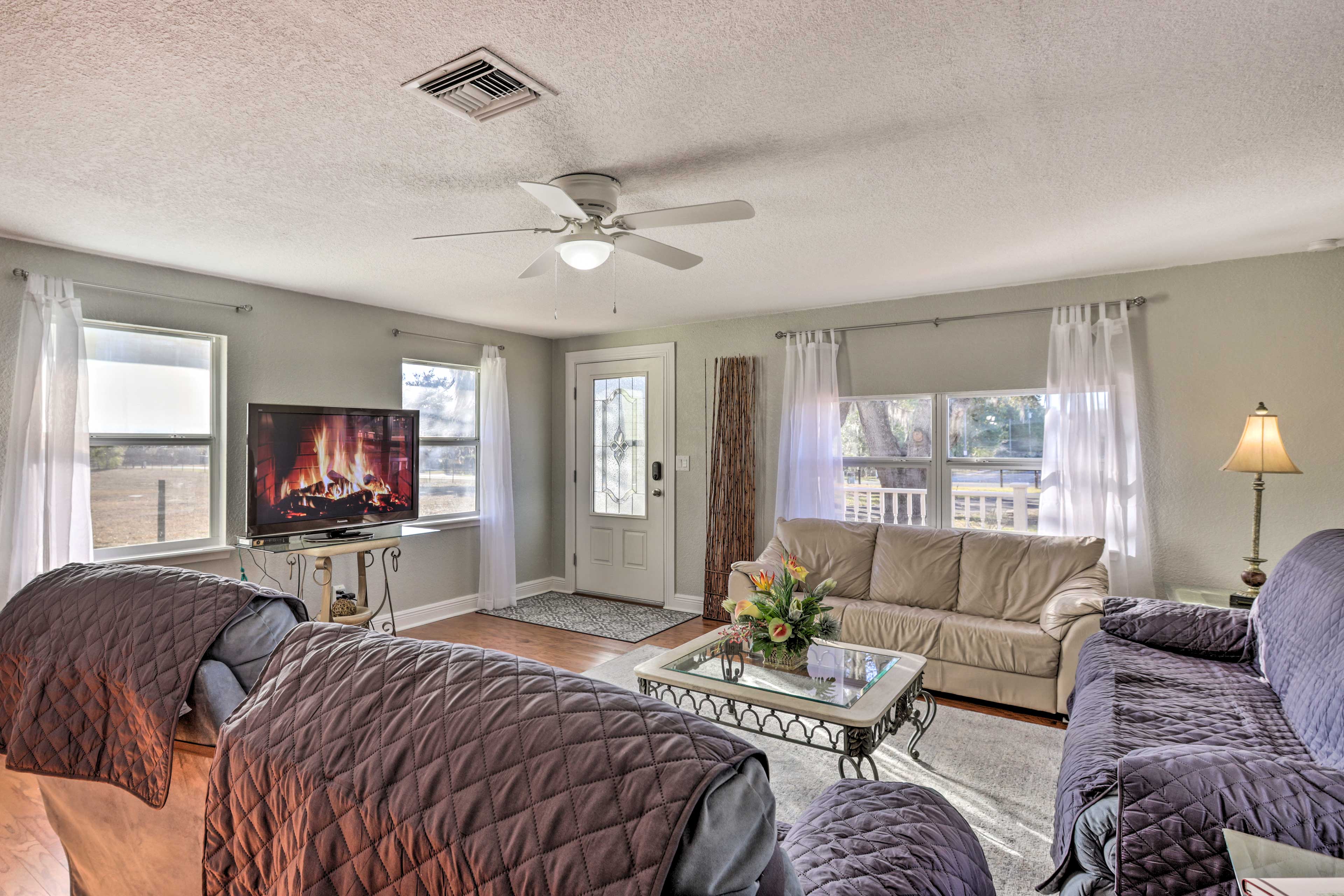 Living Room | Single-Story Home