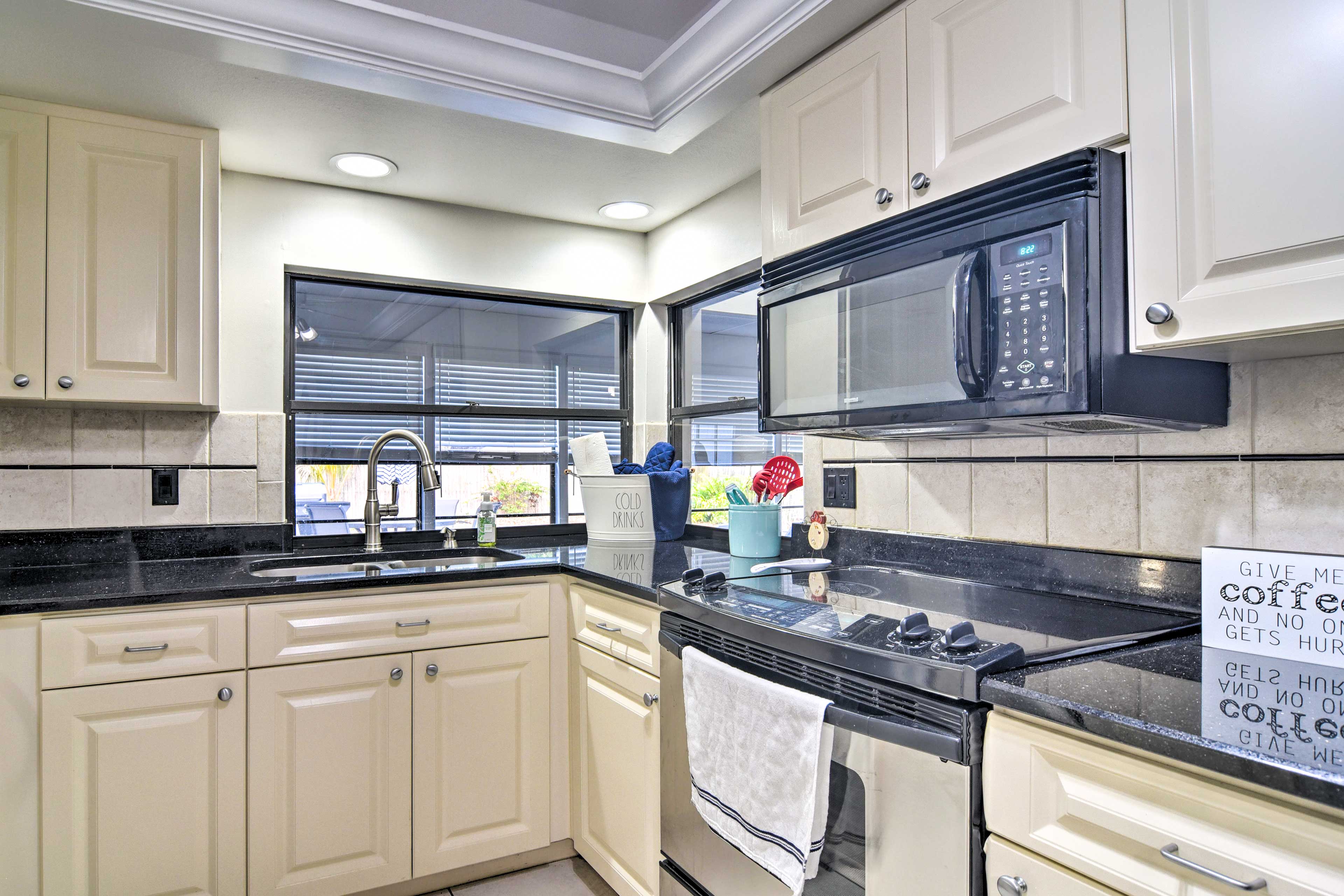 Kitchen | Fully Equipped