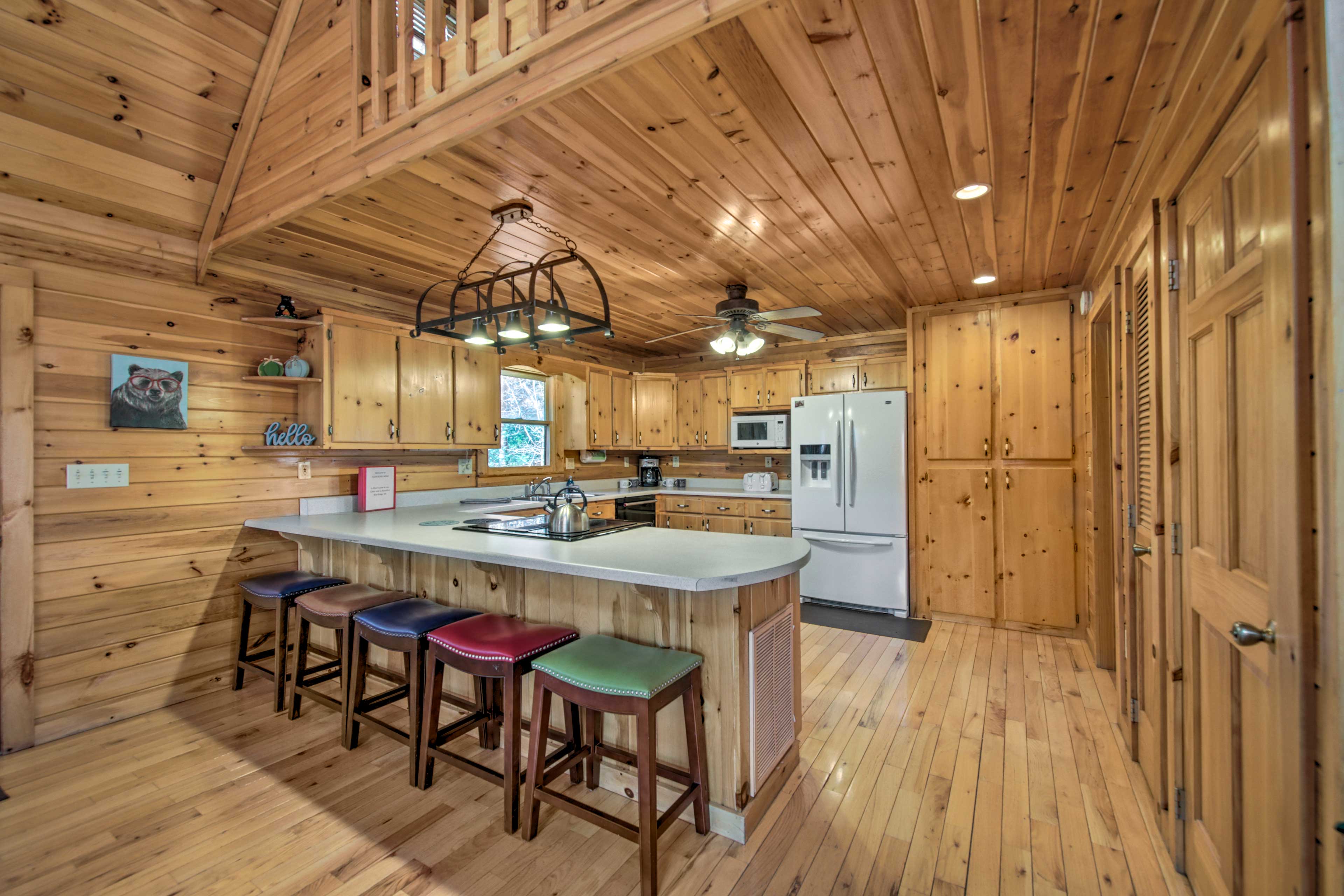 Kitchen | Breakfast Bar