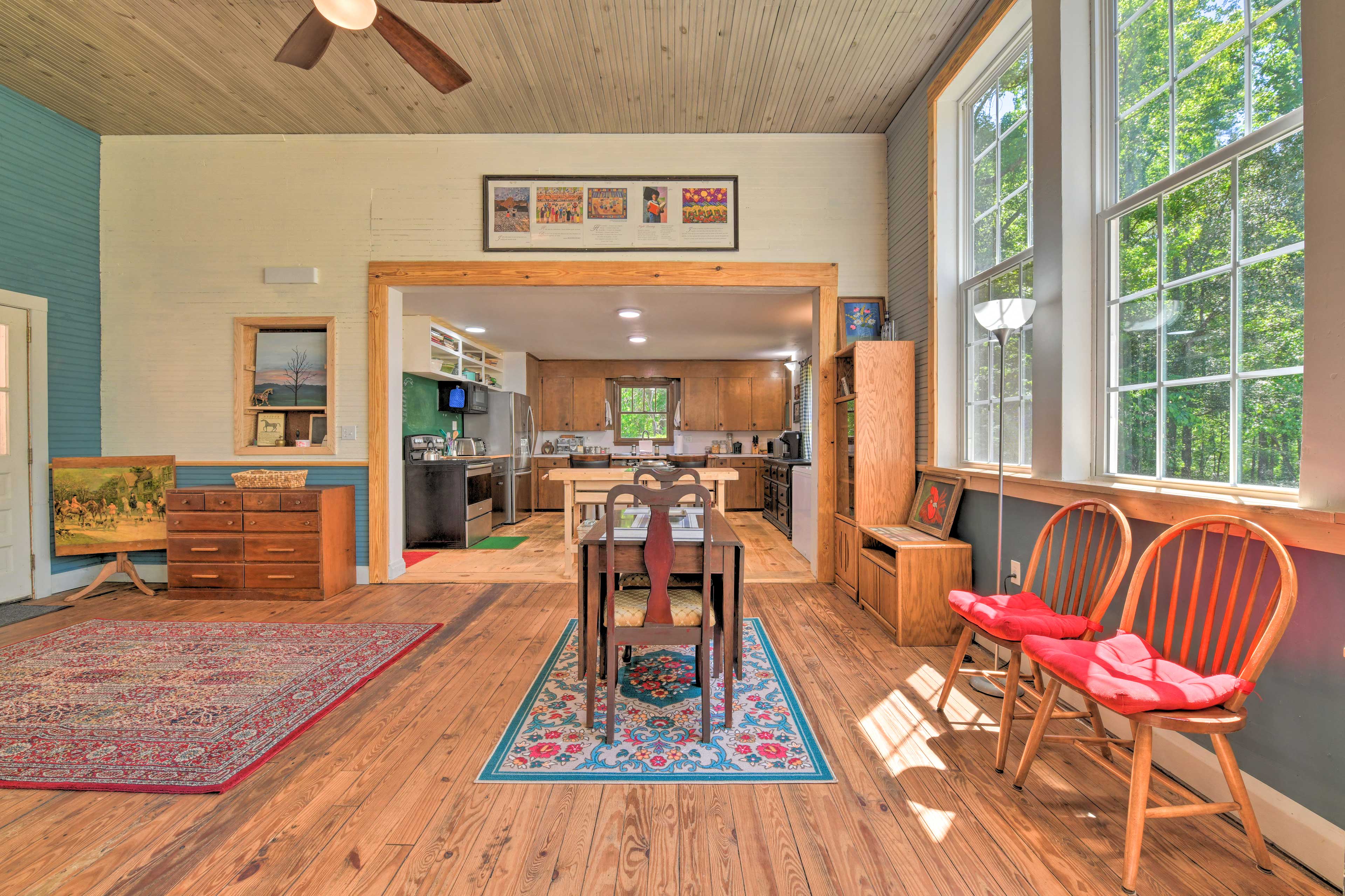 Living Room | Dining Area | Dishware & Flatware Provided