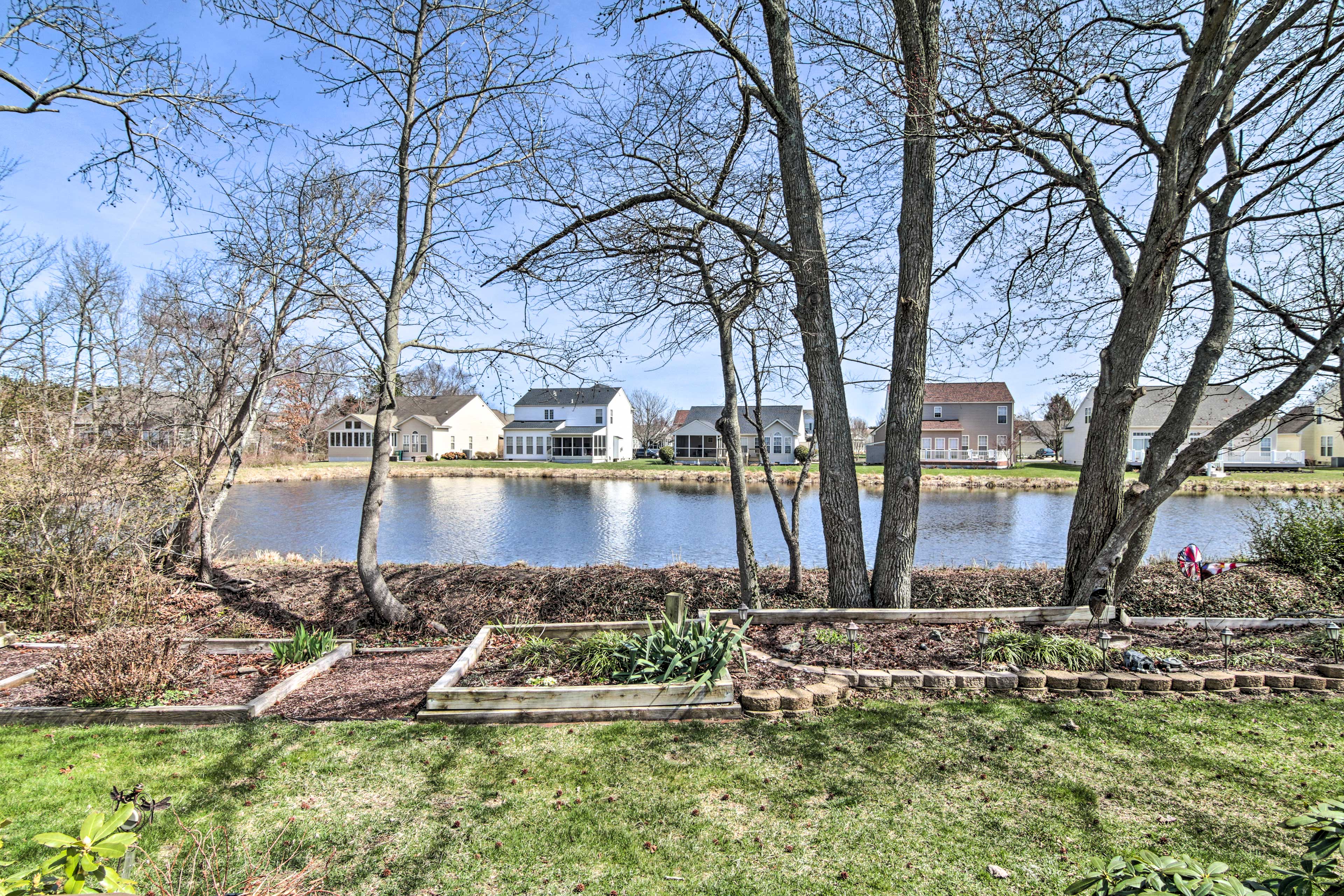 Property Exterior | Pond Views