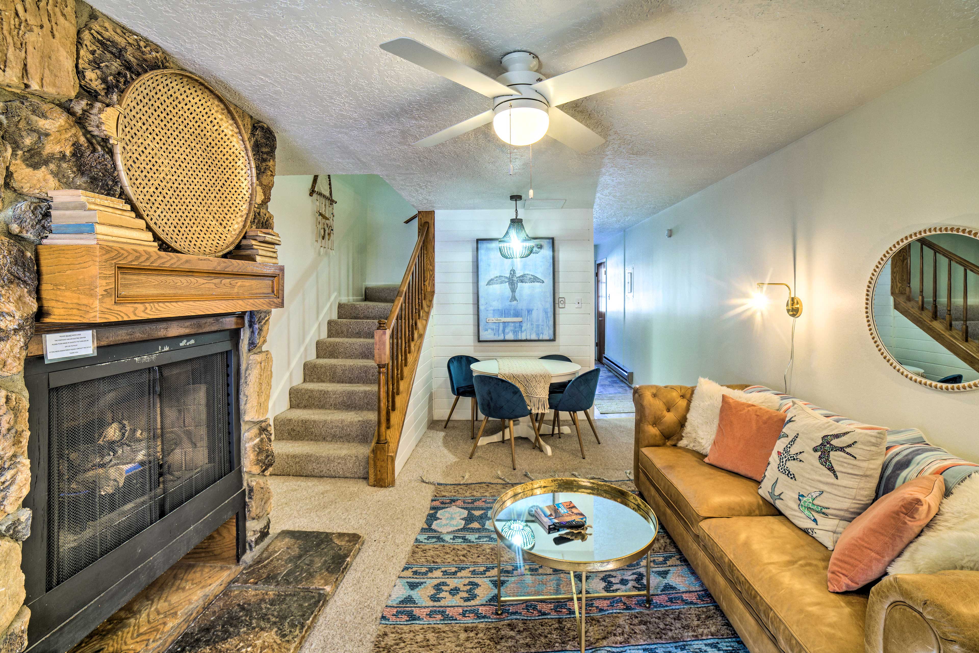 Living Room & Dining Area