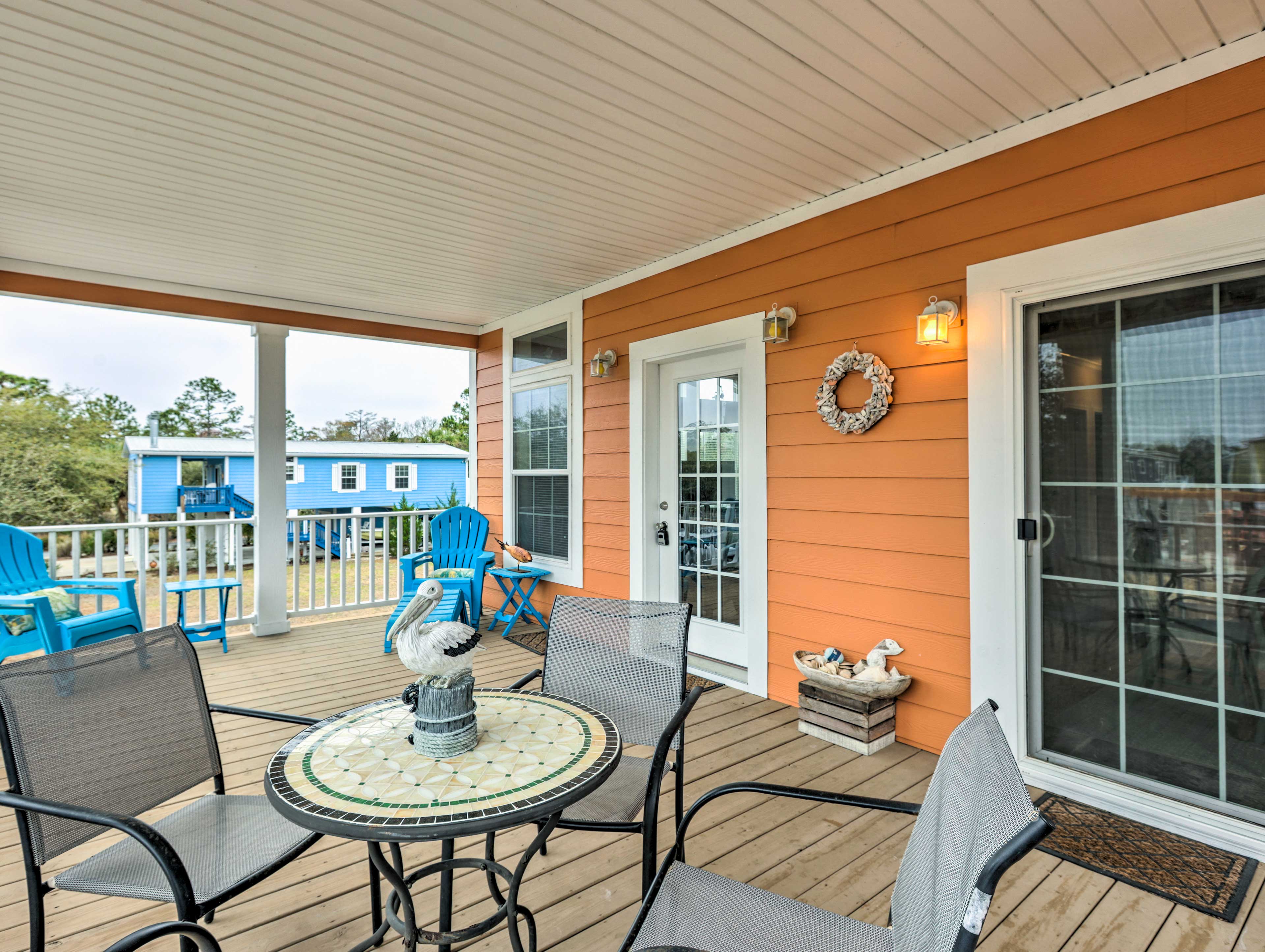 'Anchors Away in Steinhatchee' Home w/ Deck!