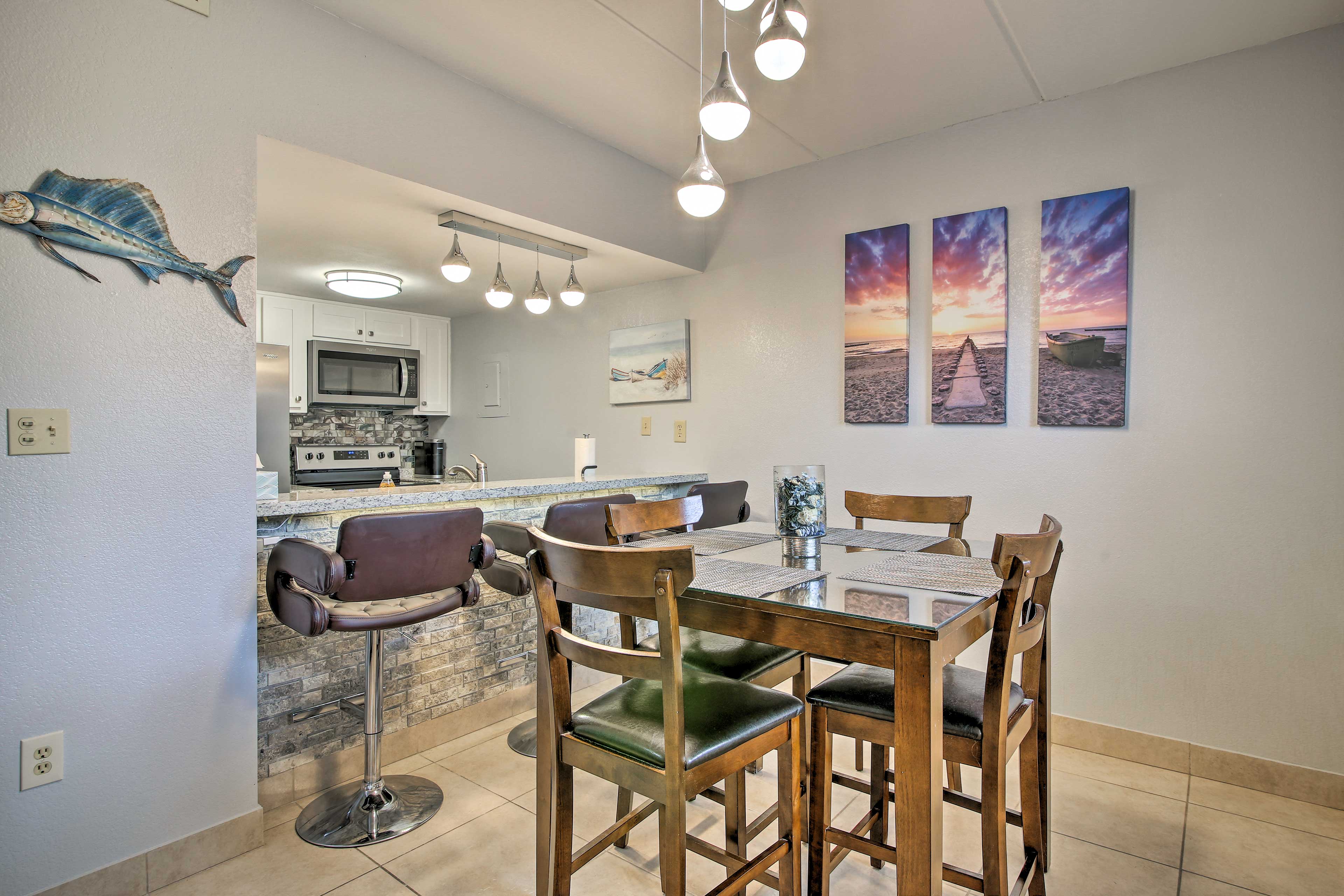 Dining Room | 2nd-Floor Condo