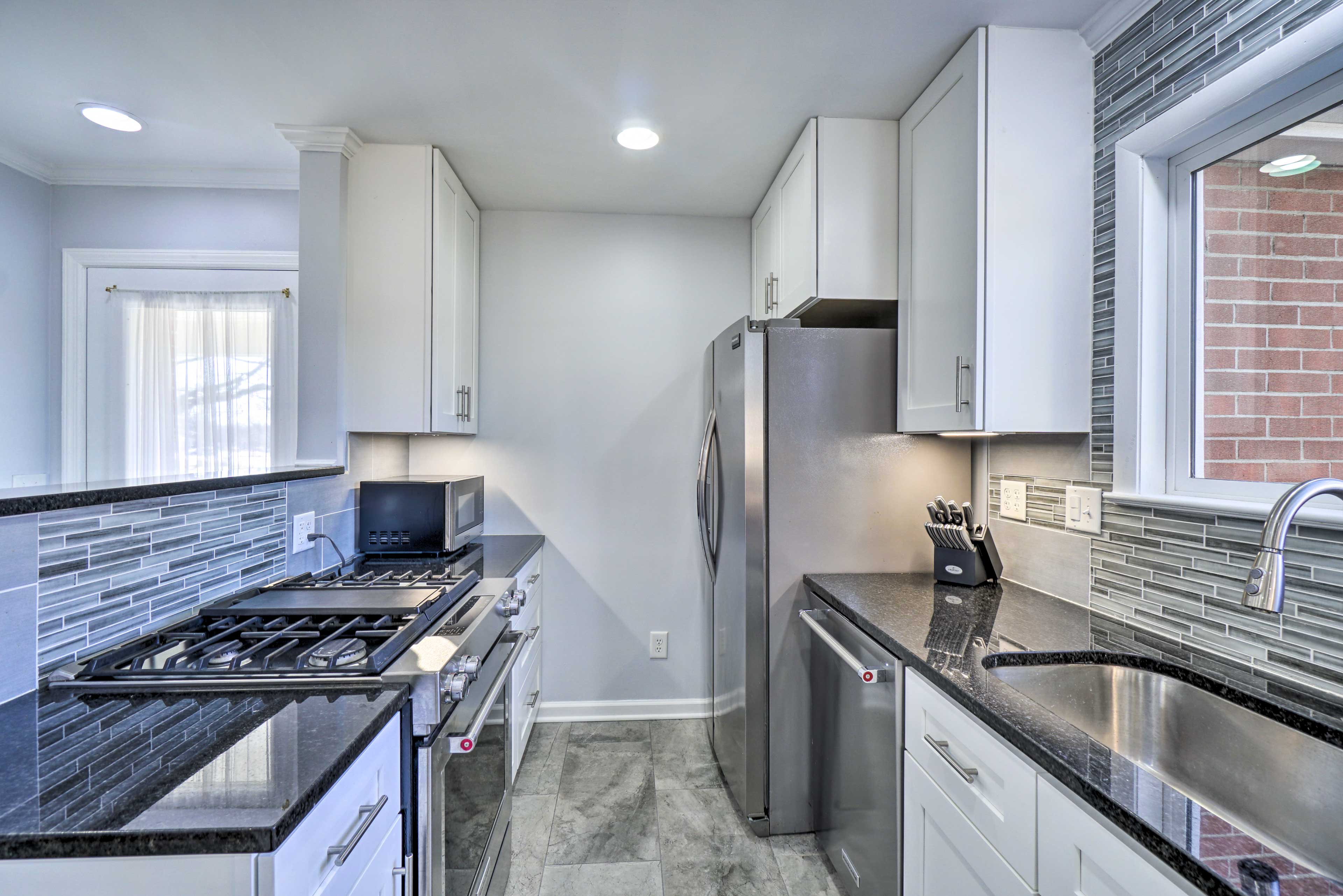 Kitchen | Fully Equipped