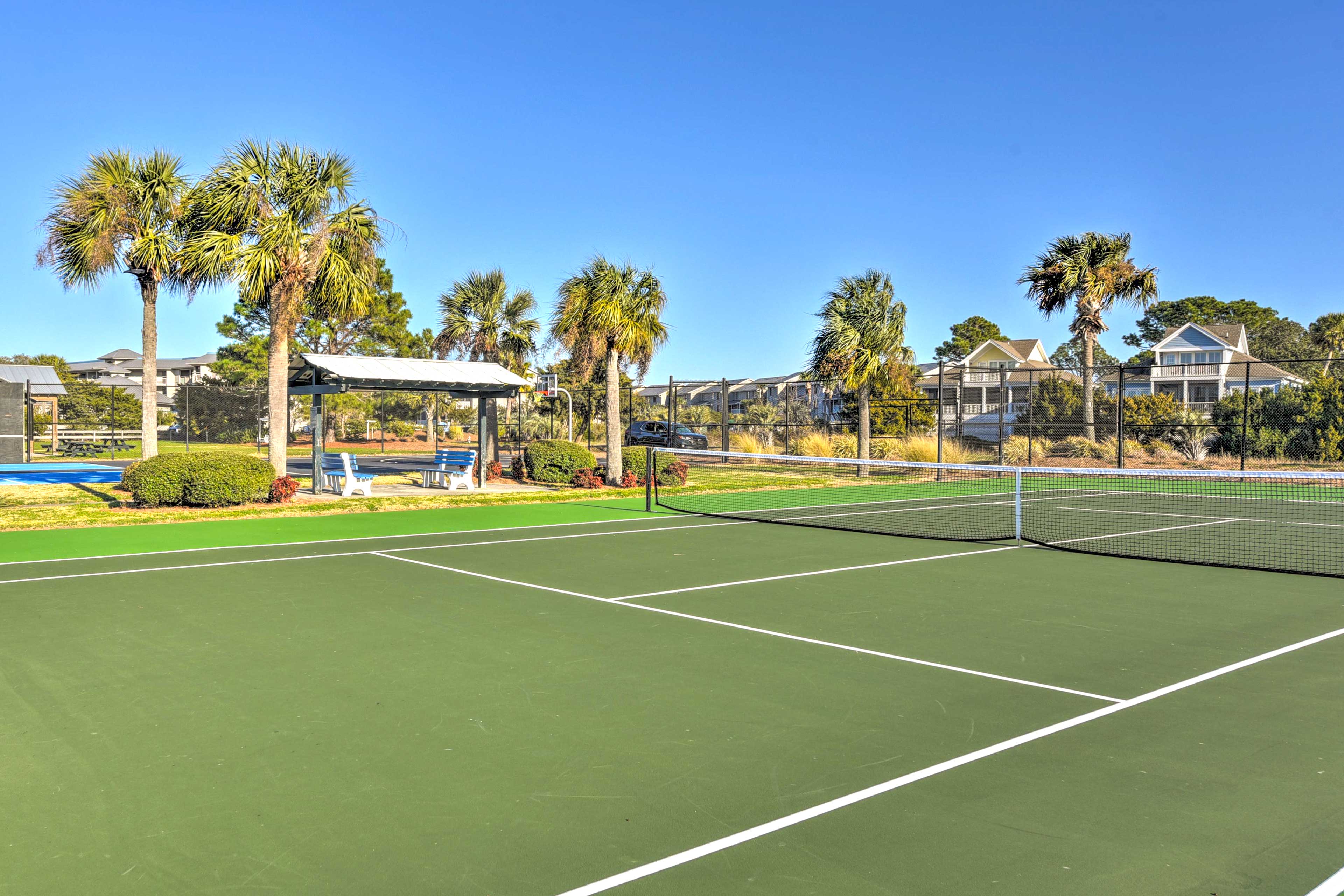 Cedar Reef Villas | Community Amenities | Tennis Courts