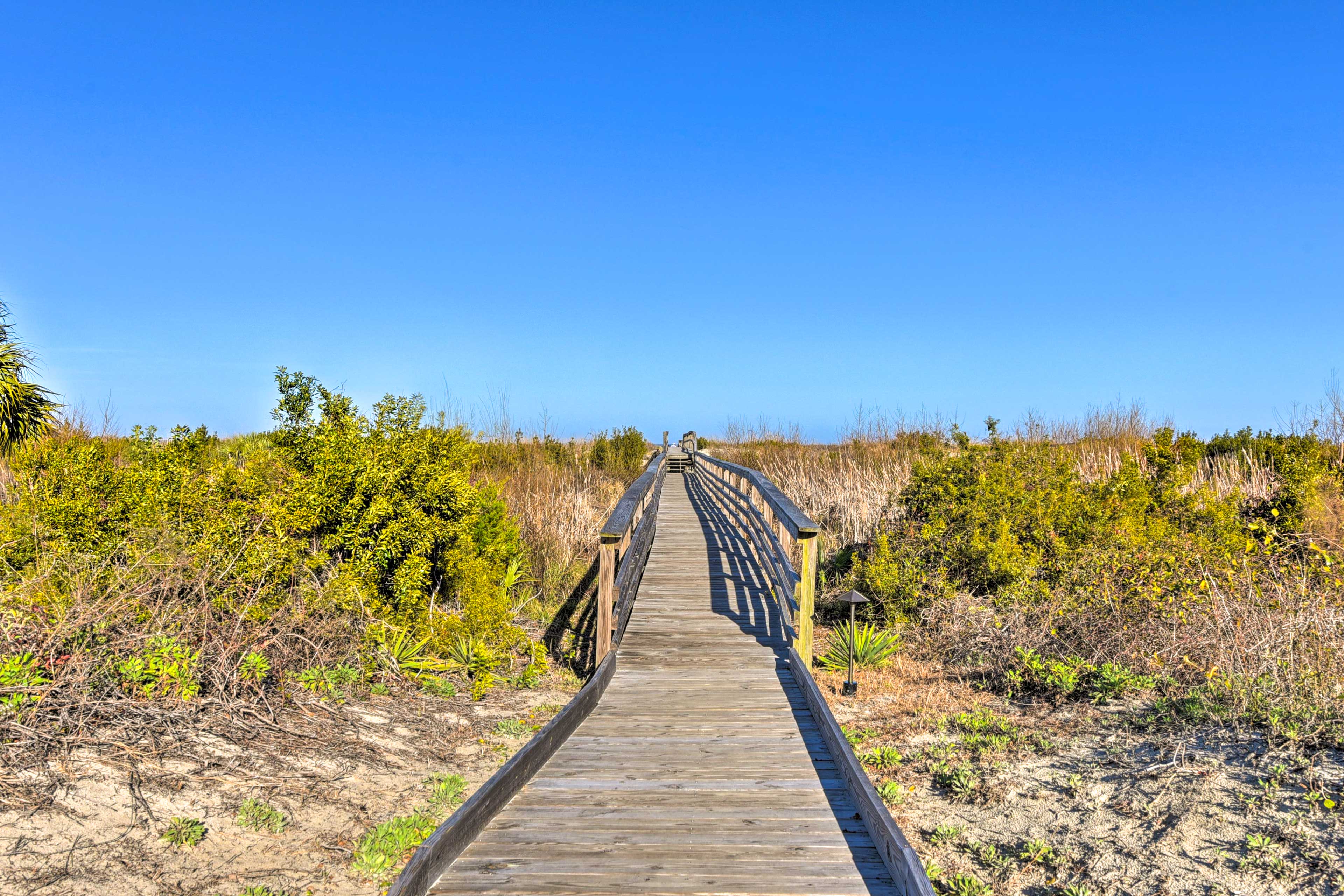 Cedar Reef Villas | Community Amenities | Beach Access