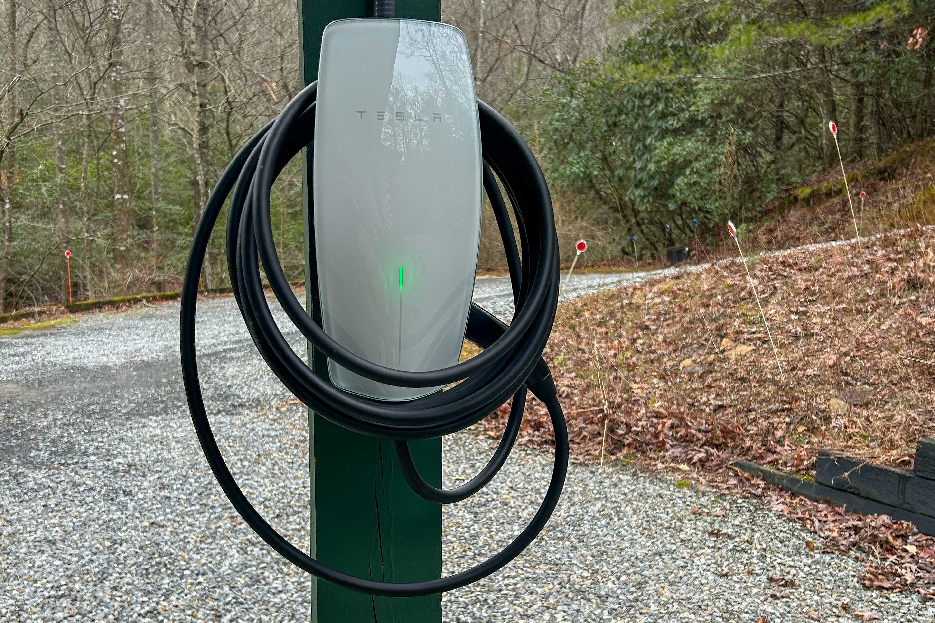 Tesla EV Charger (Also Supports Non-Tesla Vehicles)