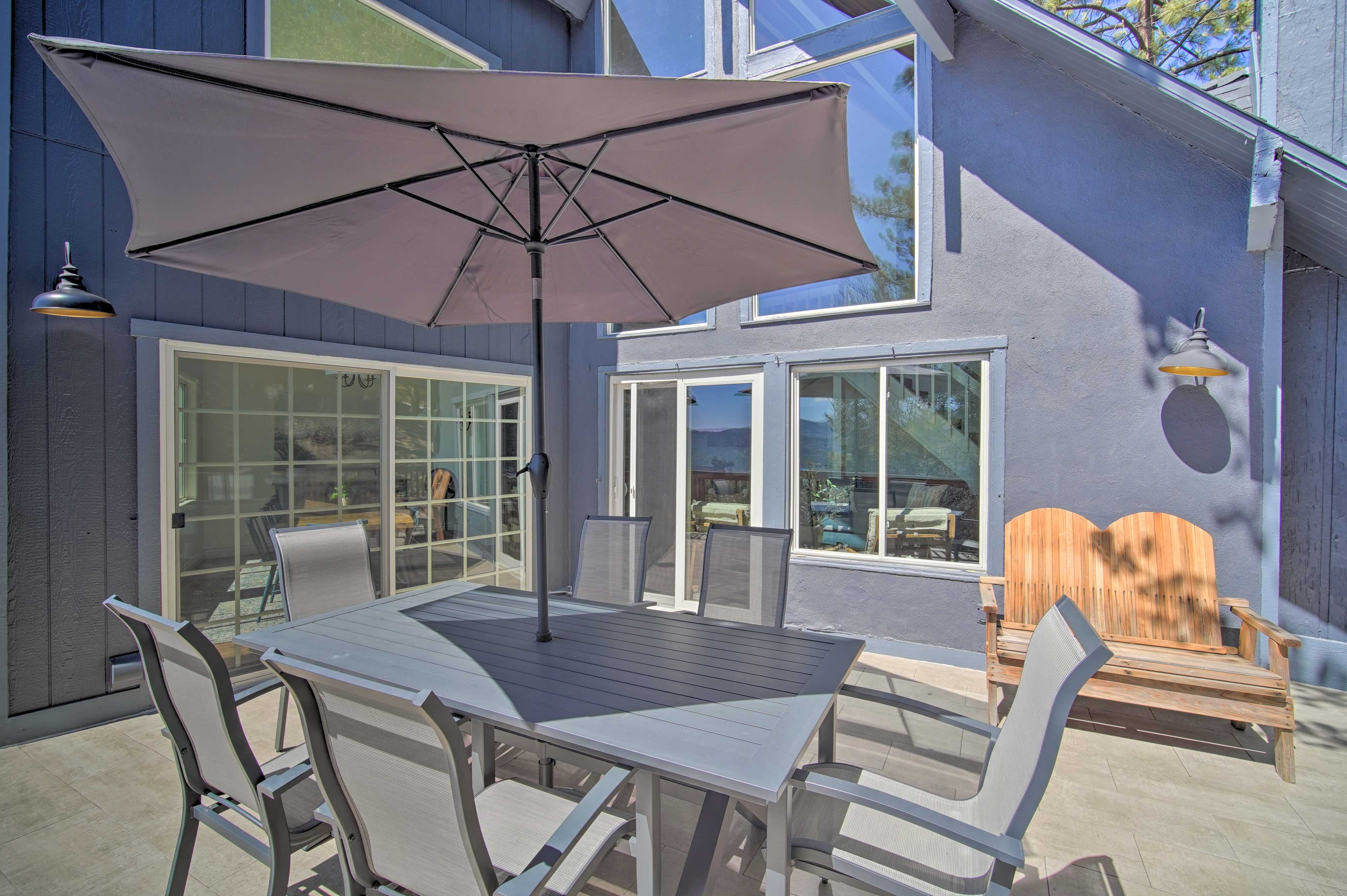 Upper Deck | Outdoor Dining Area