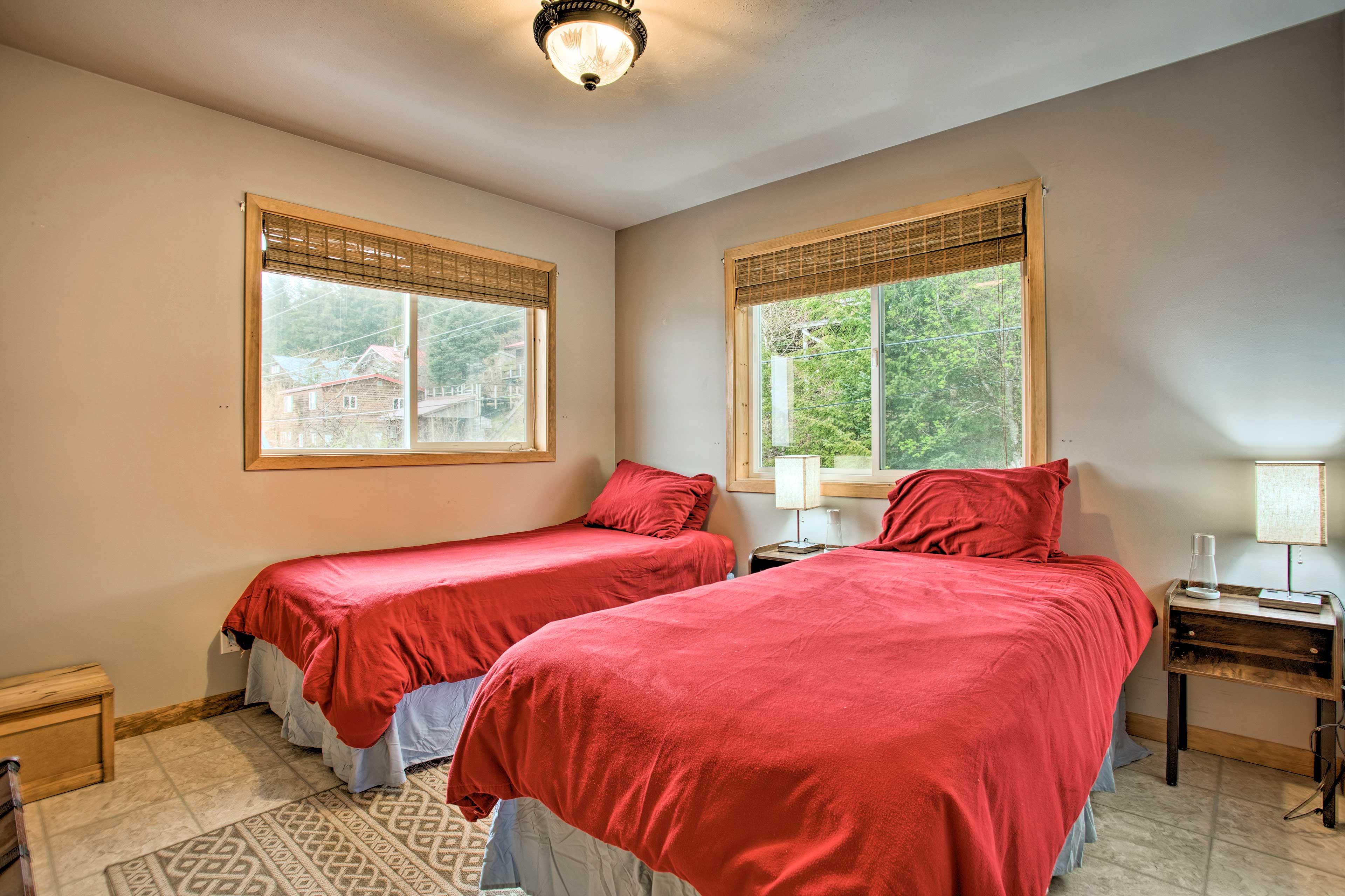 Bedroom 3 | 2 Twin Beds