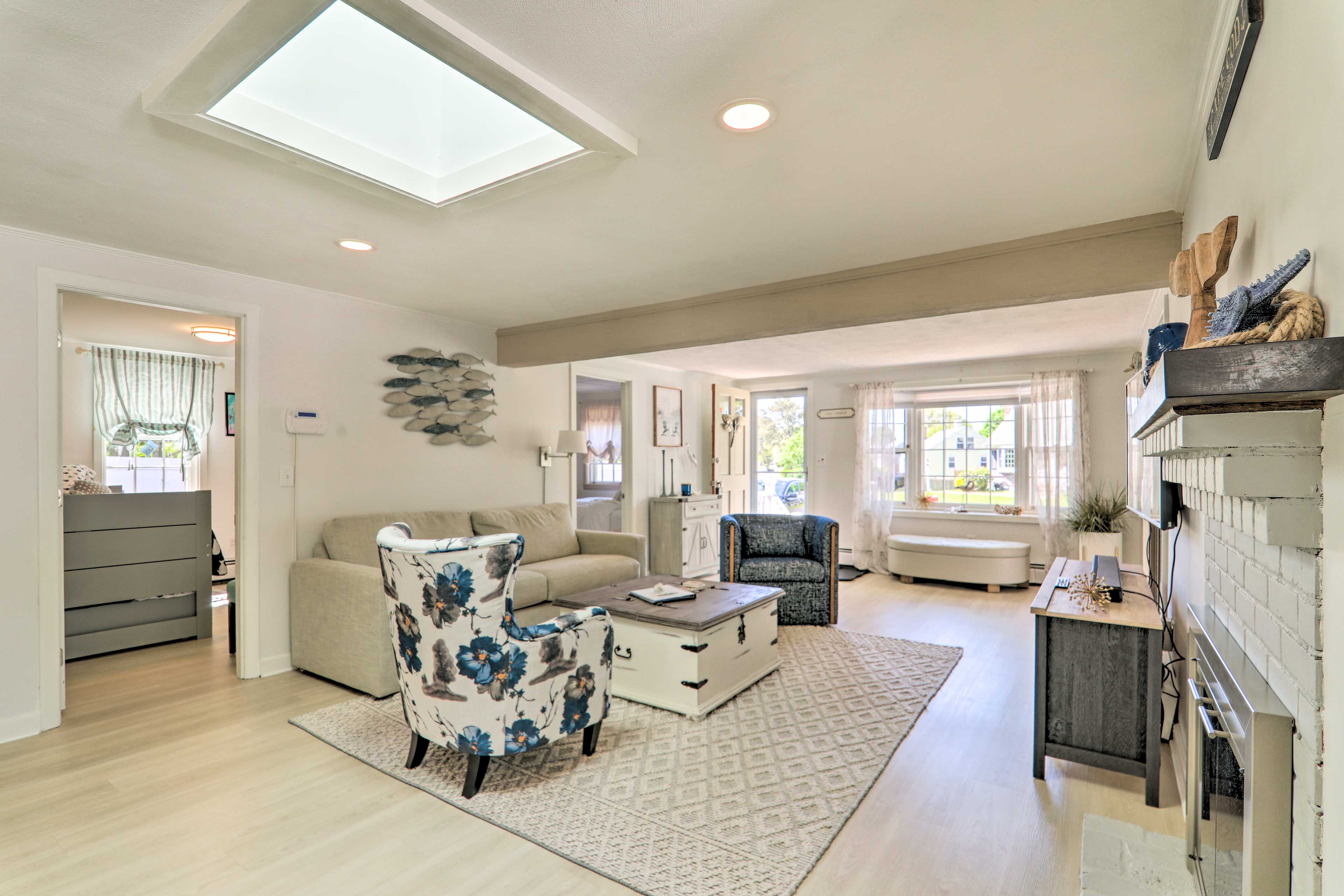 Living Room | Sleeper Sofa | Windowed A/C Units | Gas Fireplace | Smart TV