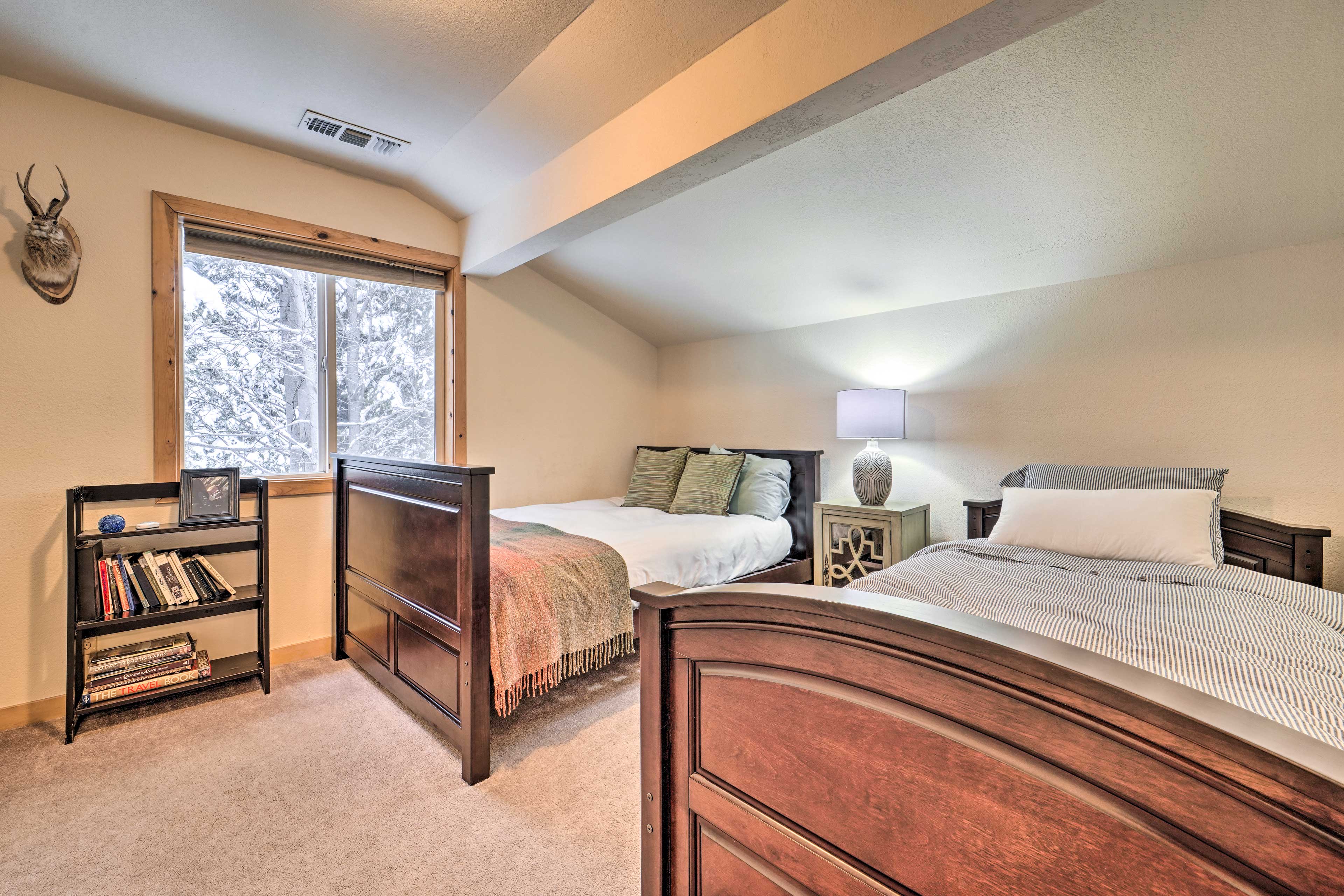 Bedroom 4 | Upper Level | Full Bed | Twin Bed